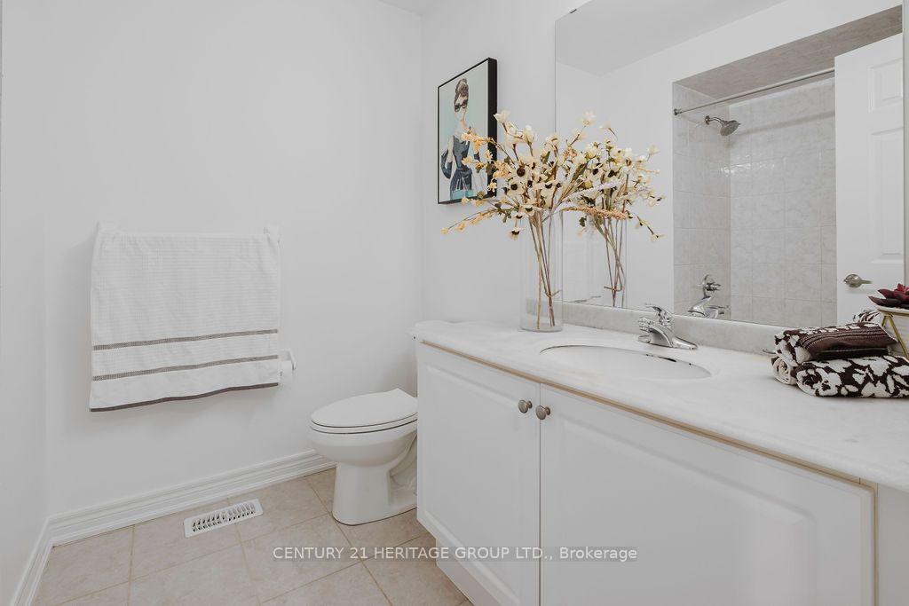 Photo 34 of 17 Wildmoor Street, Markham, Cornell — HOMEH