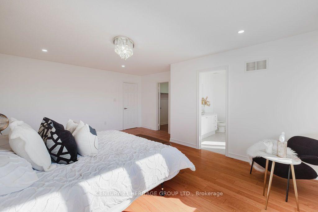 Photo 38 of 17 Wildmoor Street, Markham, Cornell — HOMEH