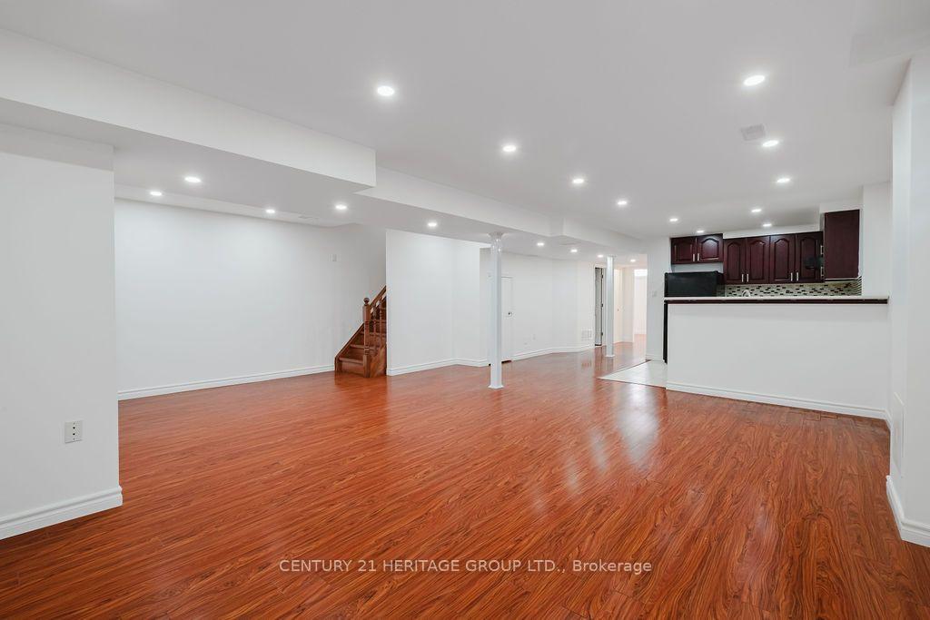 Photo 43 of 17 Wildmoor Street, Markham, Cornell — HOMEH