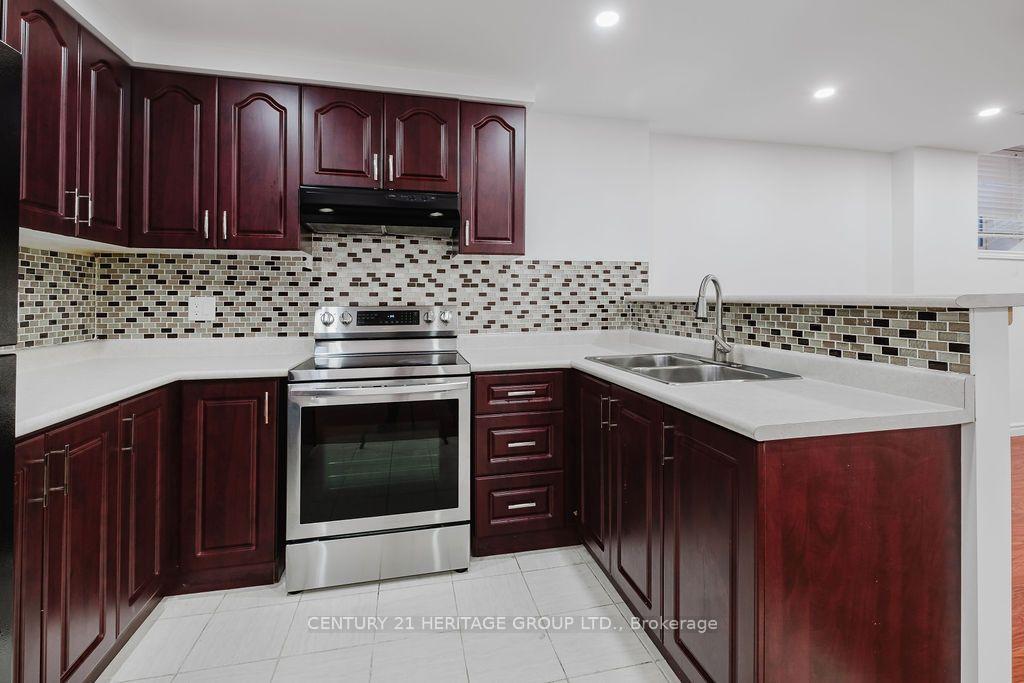 Photo 45 of 17 Wildmoor Street, Markham, Cornell — HOMEH