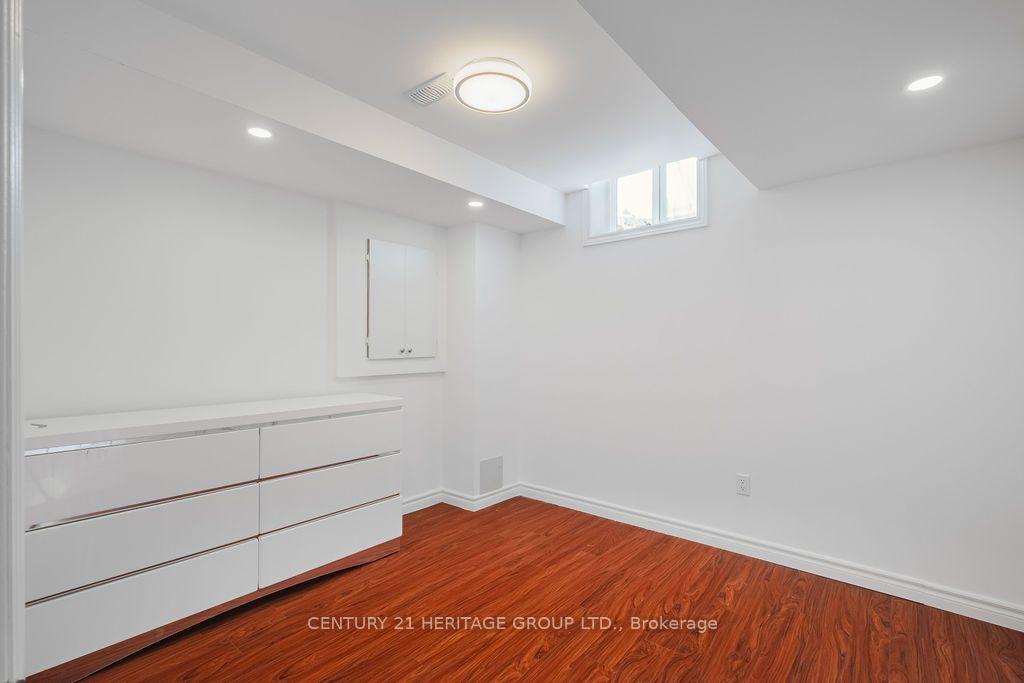 Photo 48 of 17 Wildmoor Street, Markham, Cornell — HOMEH