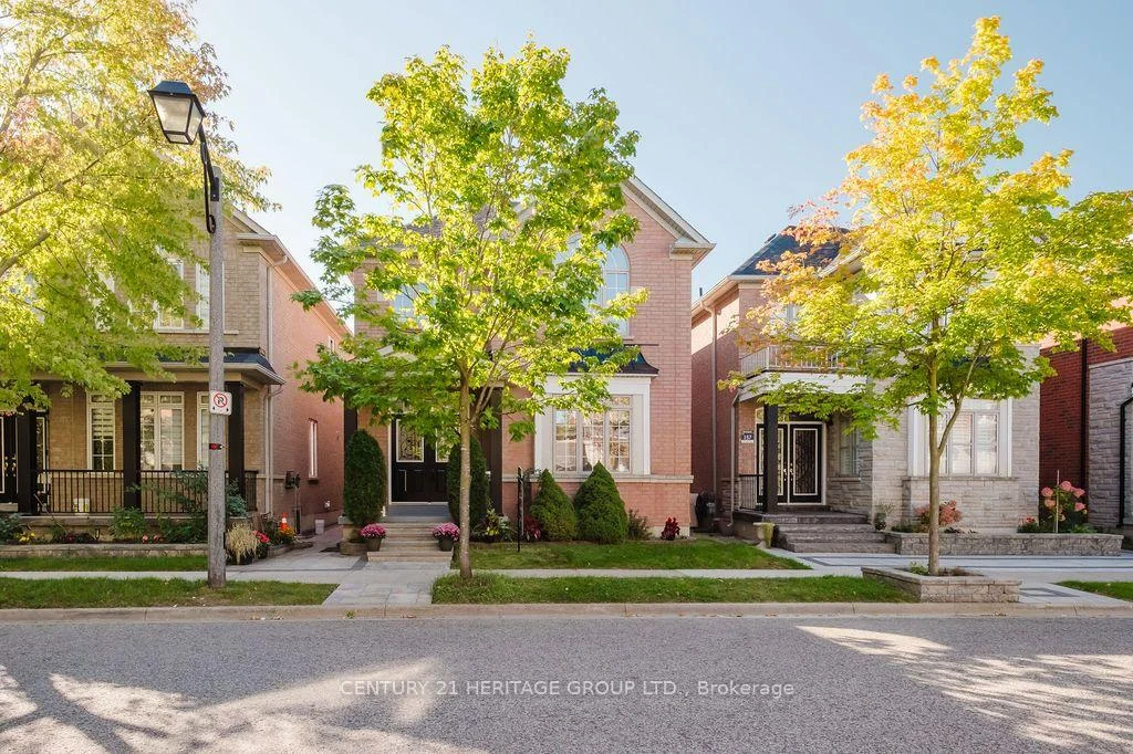 Photo 4 of 17 Wildmoor Street, Markham, Cornell — HOMEH