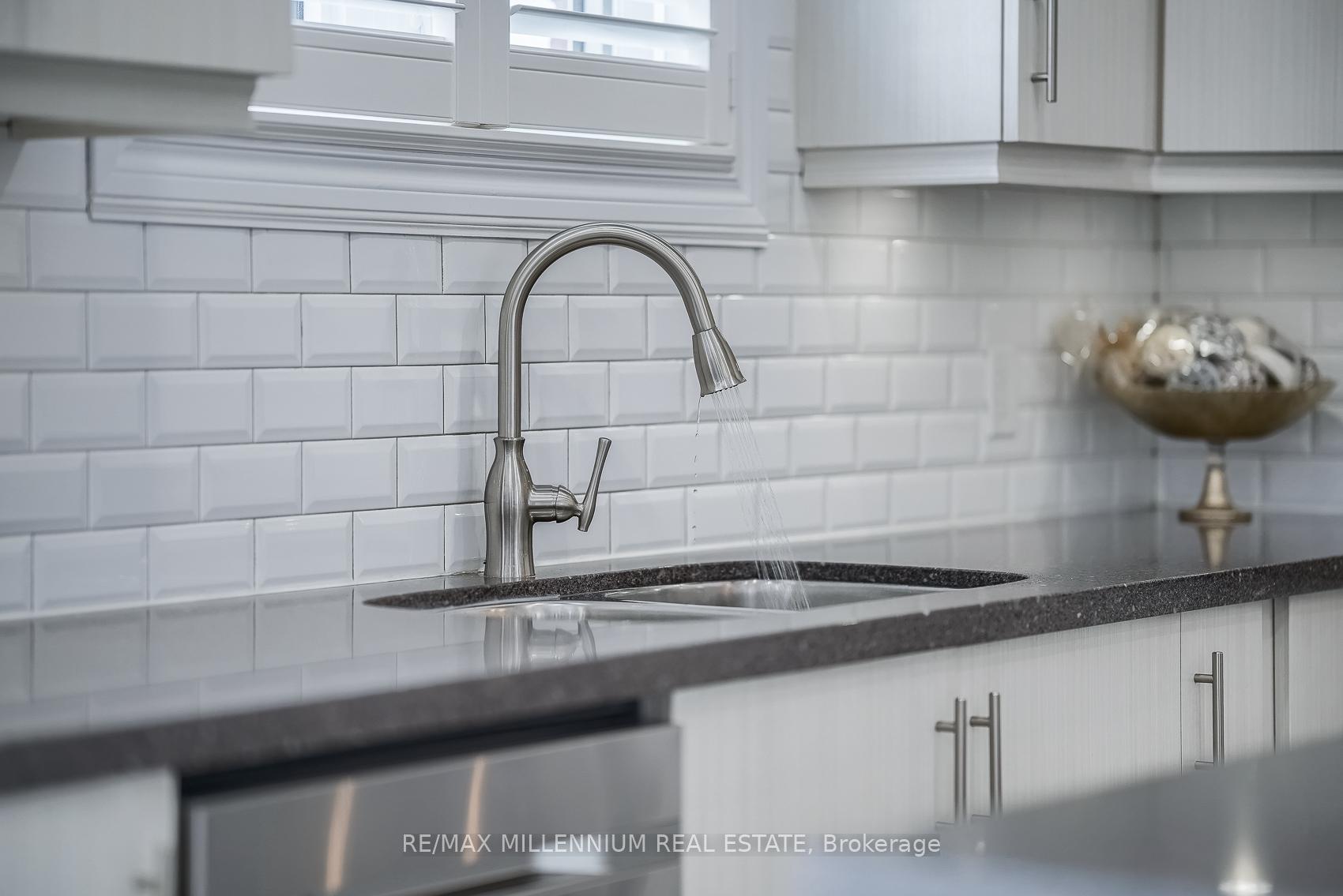 Photo 8 of 190 Symington Avenue, Oshawa, Windfields — HOMEH