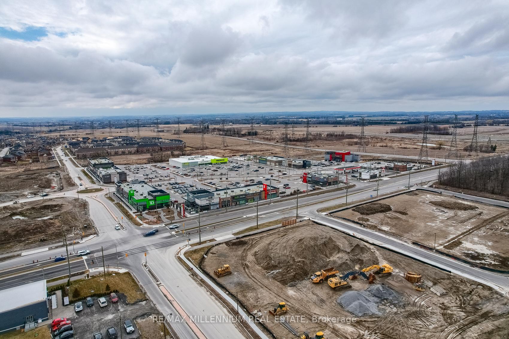 Photo 39 of 190 Symington Avenue, Oshawa, Windfields — HOMEH