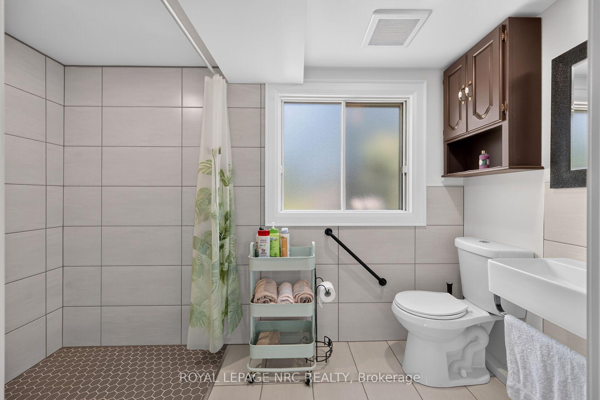 Photo 19 of 248 Vansickle Road, St. Catharines, Rykert/Vansickle — HOMEH