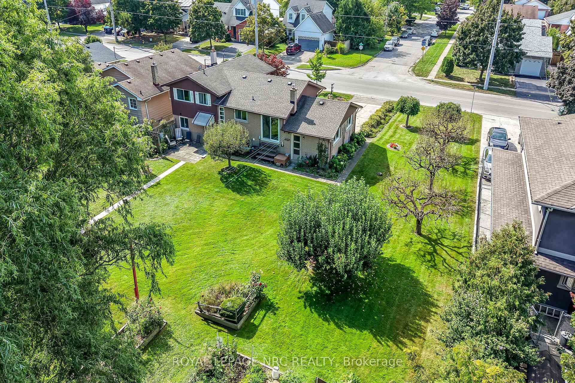 Photo 26 of 248 Vansickle Road, St. Catharines, Rykert/Vansickle — HOMEH
