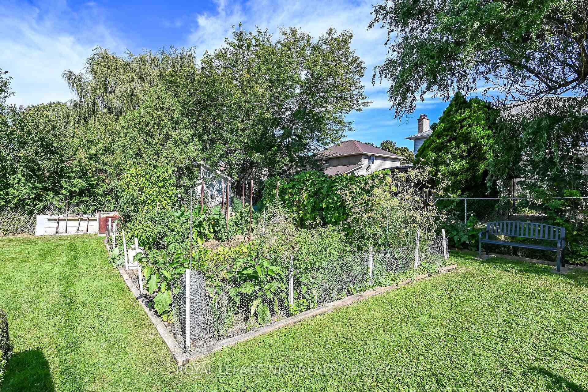 Photo 36 of 248 Vansickle Road, St. Catharines, Rykert/Vansickle — HOMEH