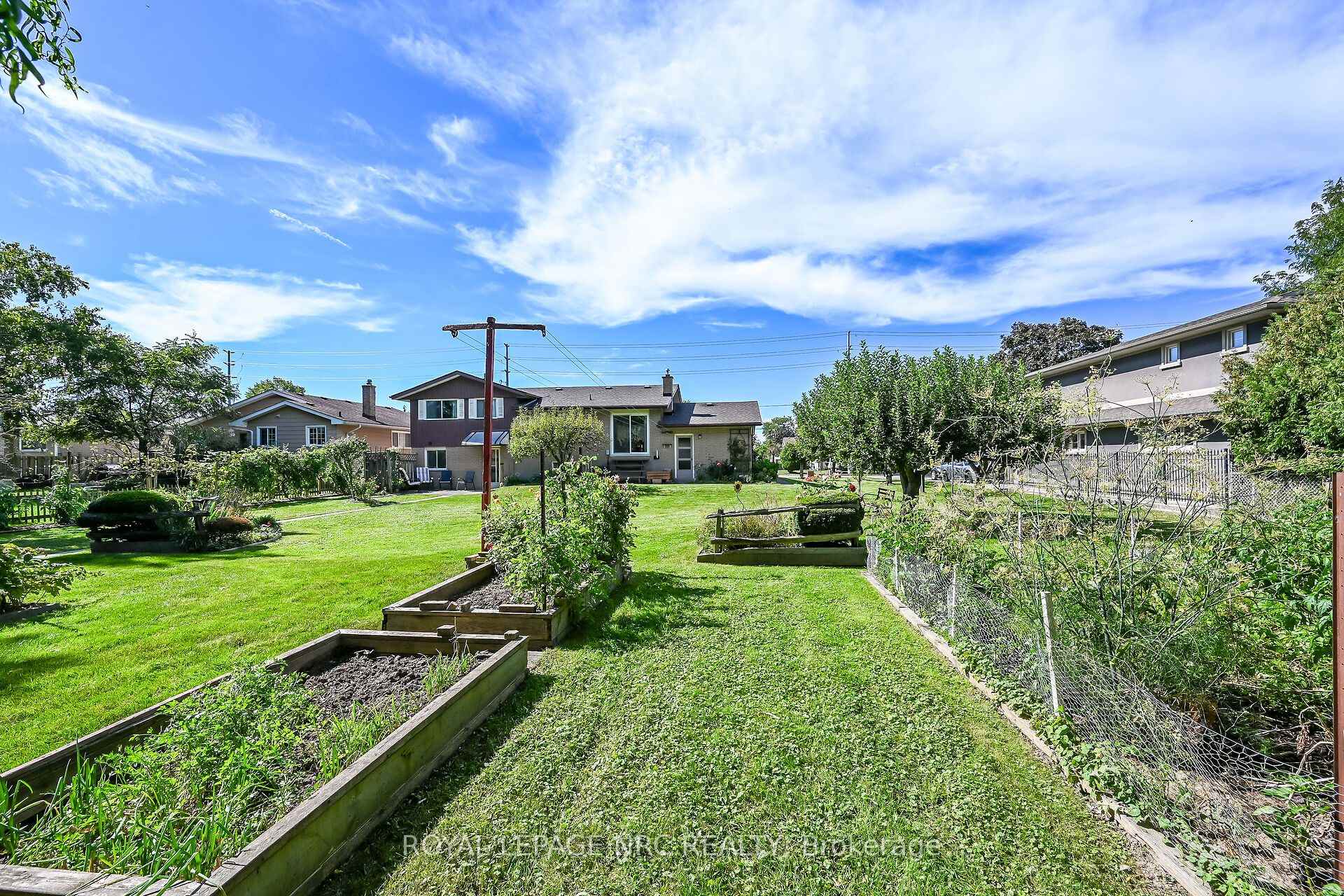 Photo 38 of 248 Vansickle Road, St. Catharines, Rykert/Vansickle — HOMEH