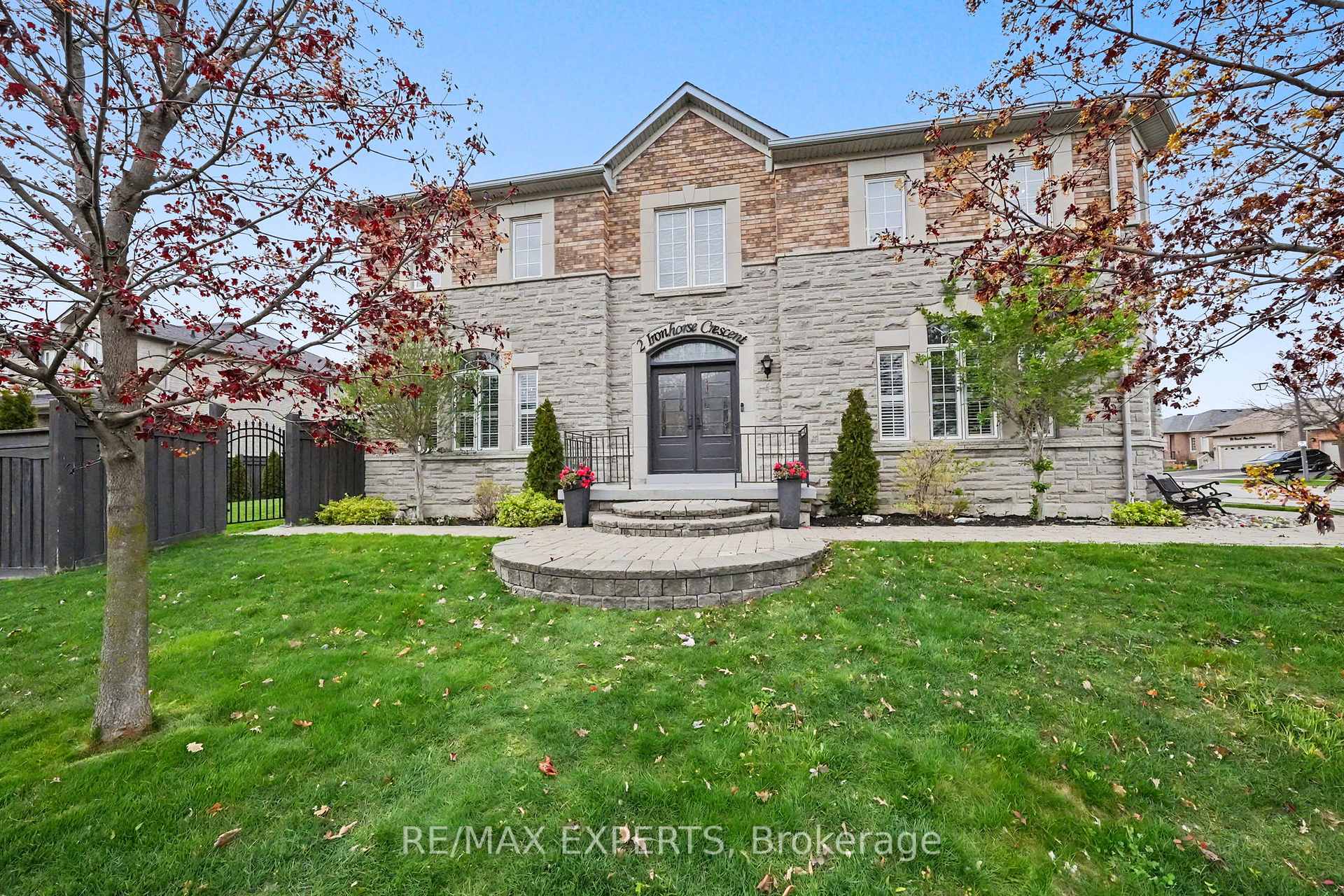 Photo 5 of 2 Ironhorse Crescent, Caledon, Bolton West — HOMEH