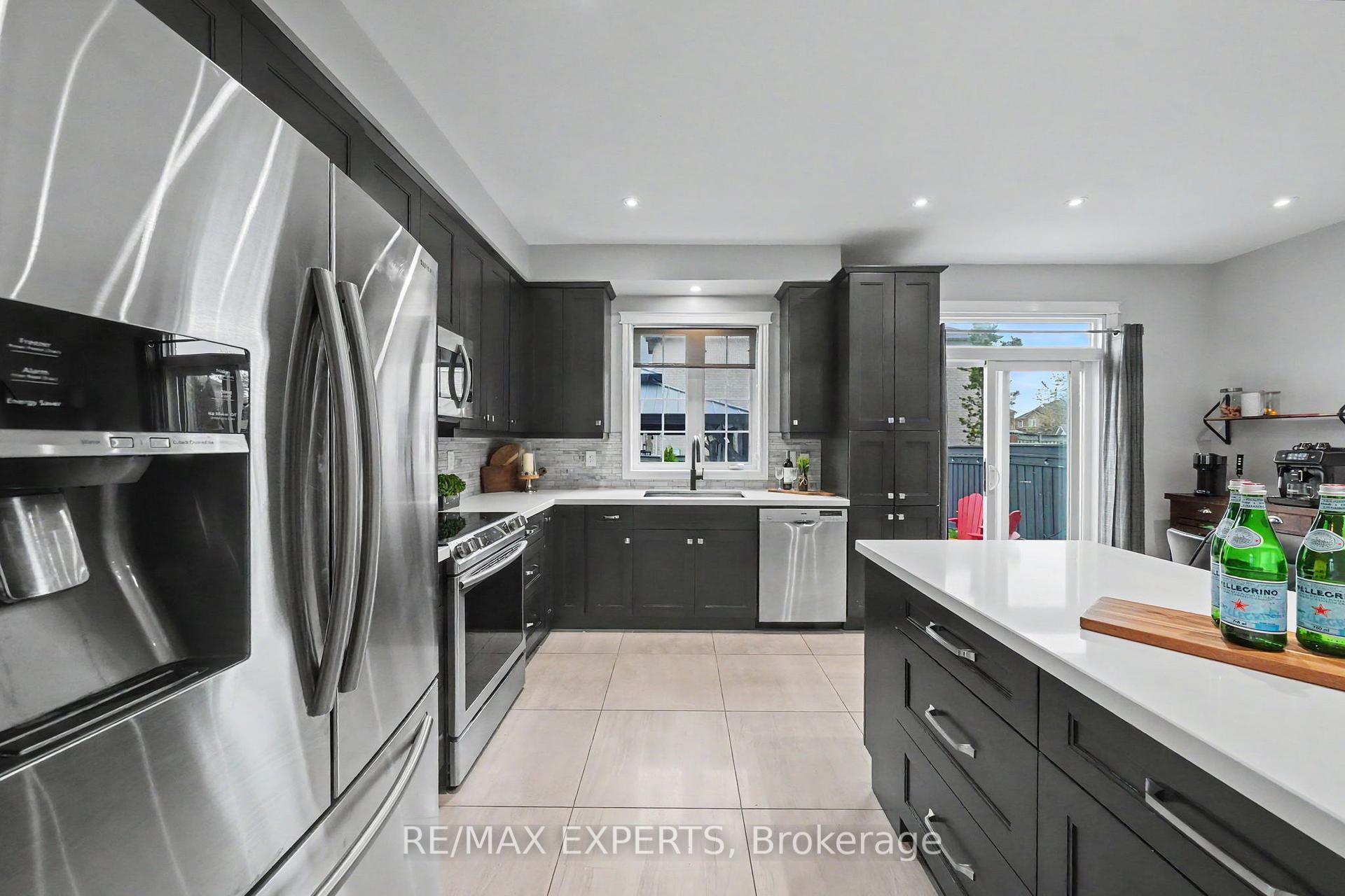 Photo 12 of 2 Ironhorse Crescent, Caledon, Bolton West — HOMEH