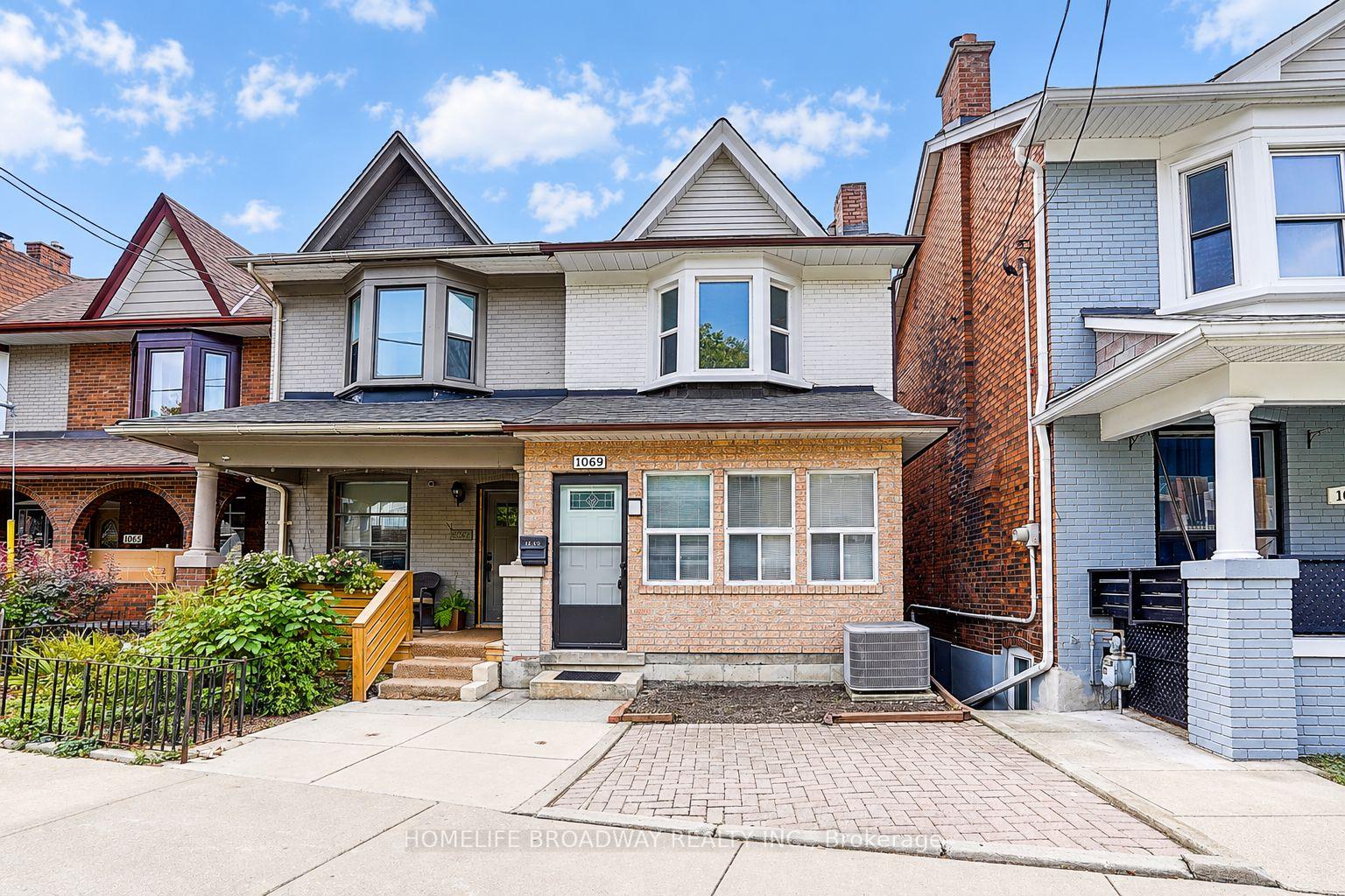 Photo 1 of 1069 Davenport Road, Toronto, Wychwood — HOMEH
