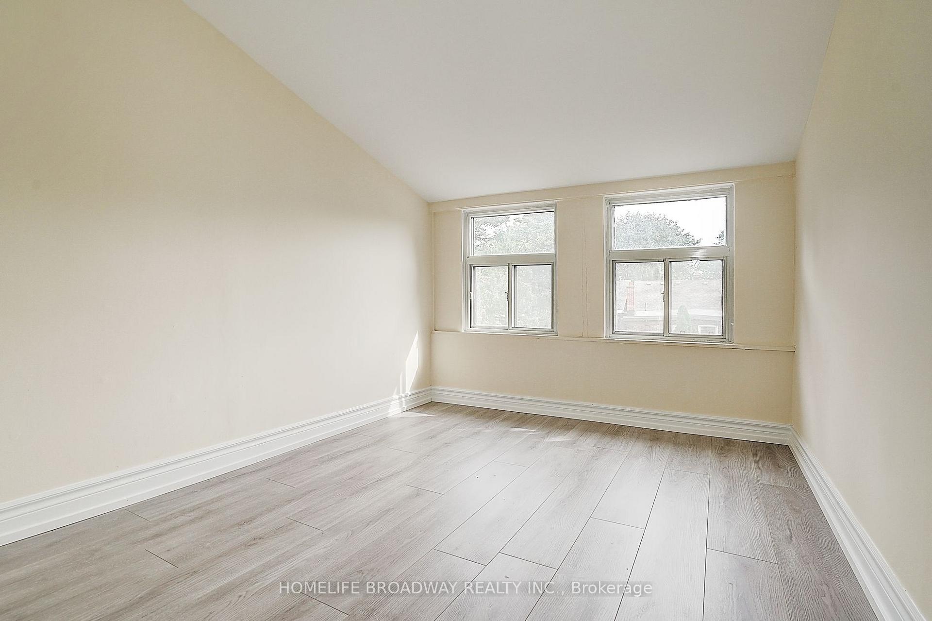 Photo 32 of 1069 Davenport Road, Toronto, Wychwood — HOMEH