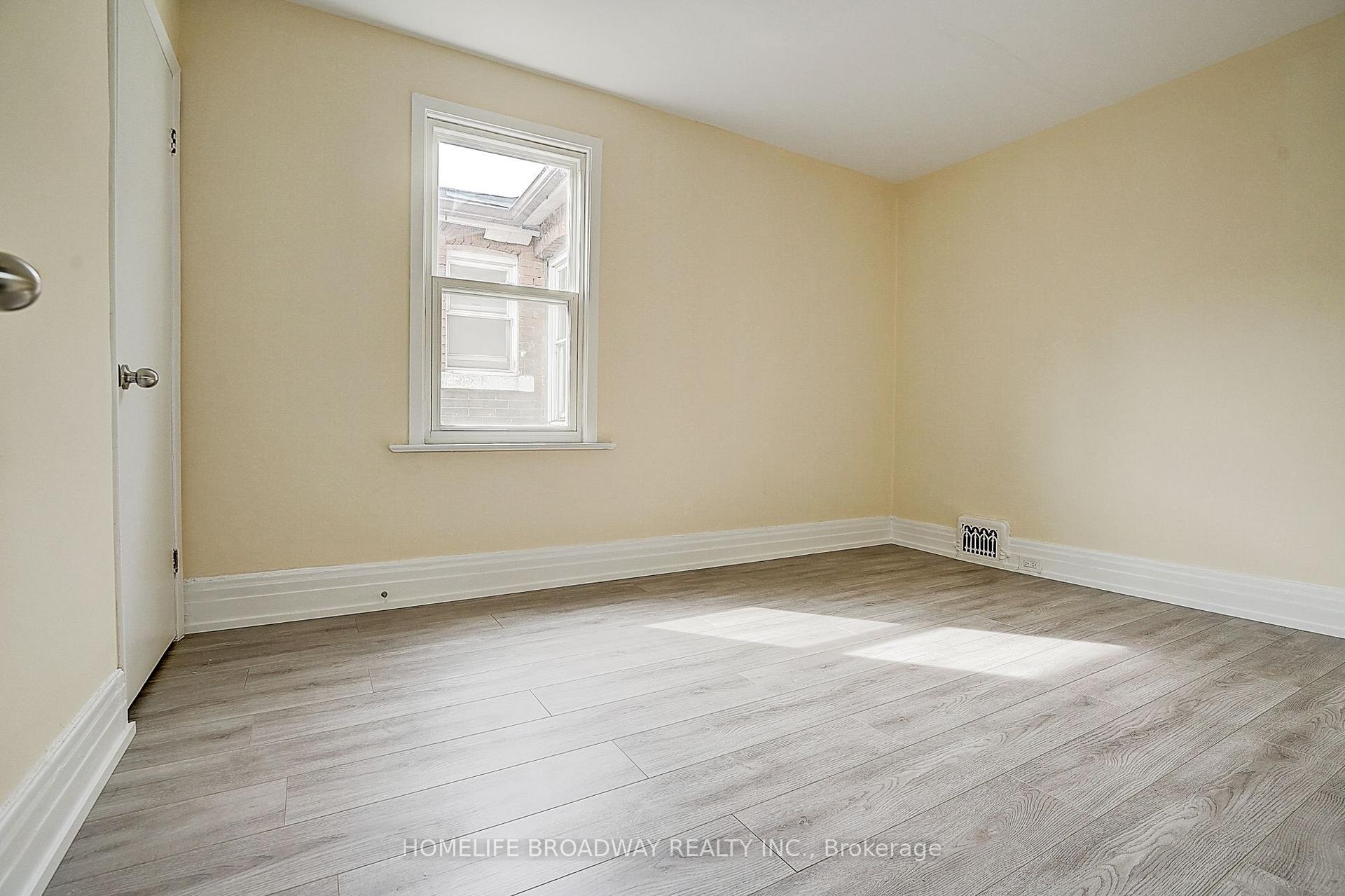 Photo 37 of 1069 Davenport Road, Toronto, Wychwood — HOMEH