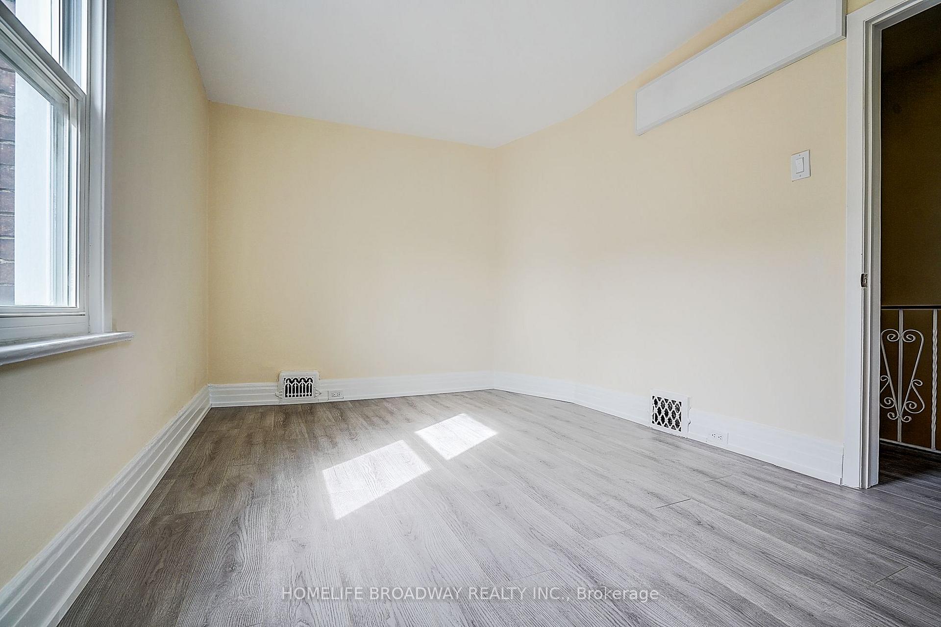 Photo 38 of 1069 Davenport Road, Toronto, Wychwood — HOMEH
