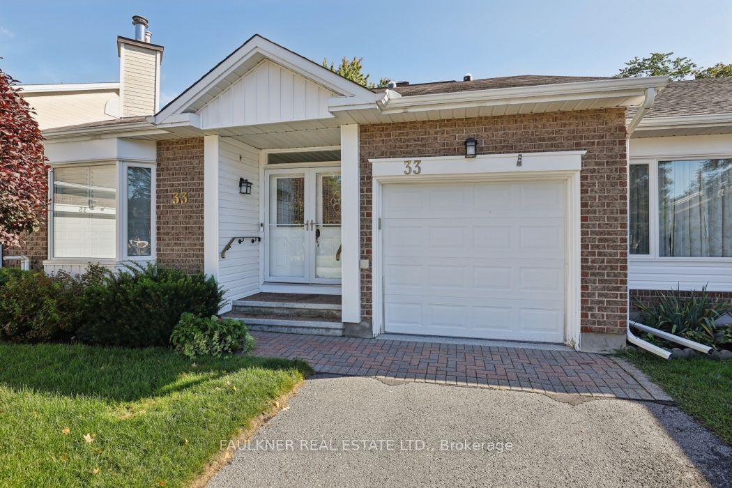 Photo 2 of 33 Pine Needles Court, Ottawa, Stittsville (Central) — HOMEH