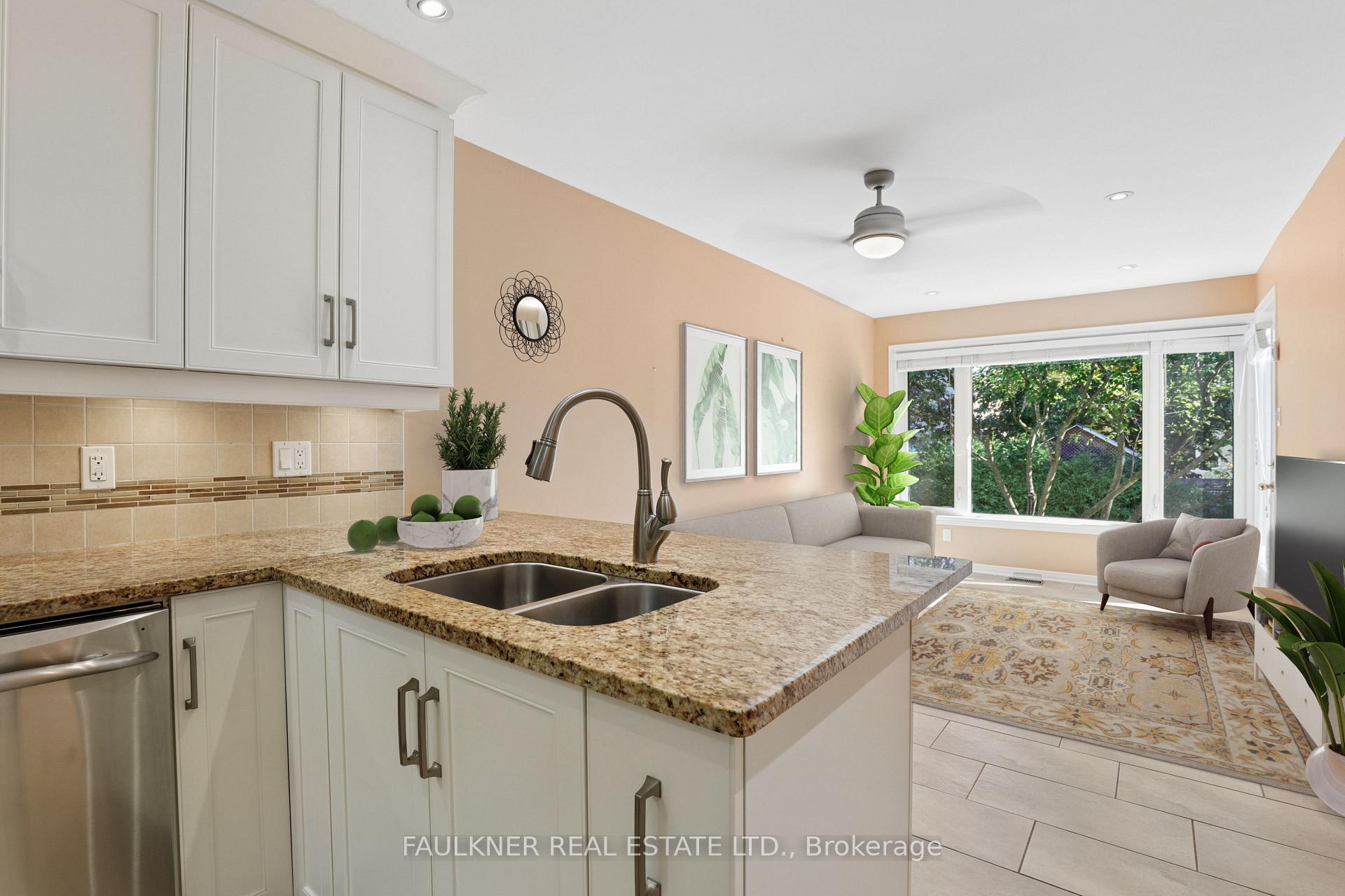 Photo 8 of 33 Pine Needles Court, Ottawa, Stittsville (Central) — HOMEH