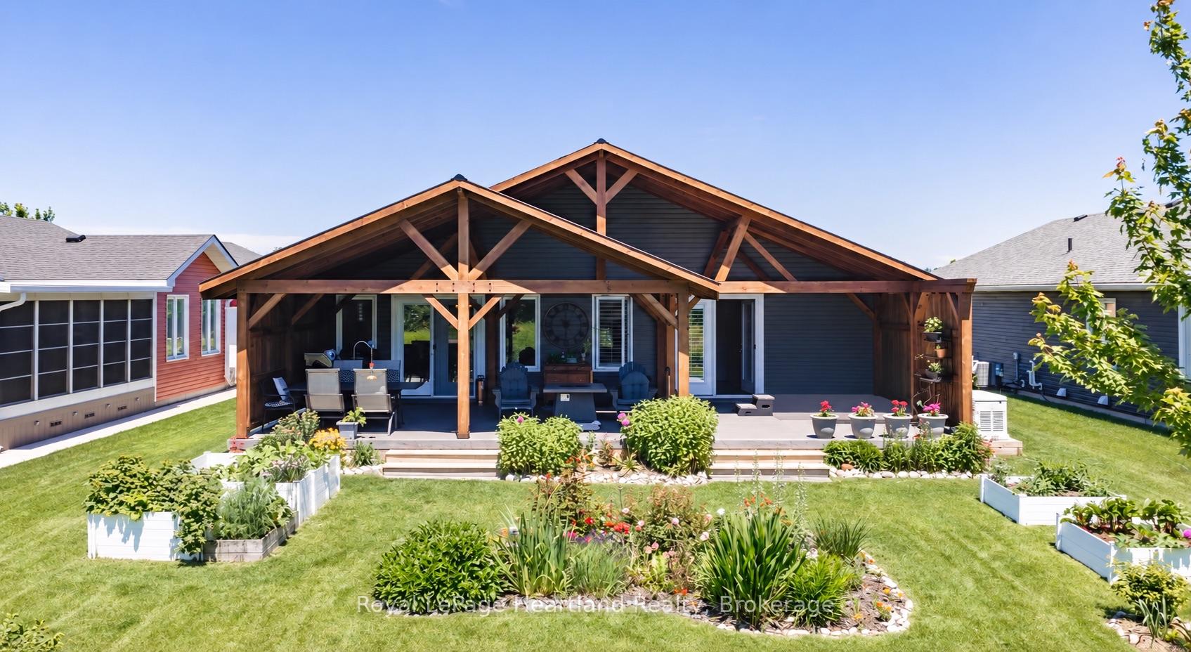 Photo 2 of 37 Lake Breeze Drive, Ashfield-Colborne-Wawanosh, Colborne — HOMEH