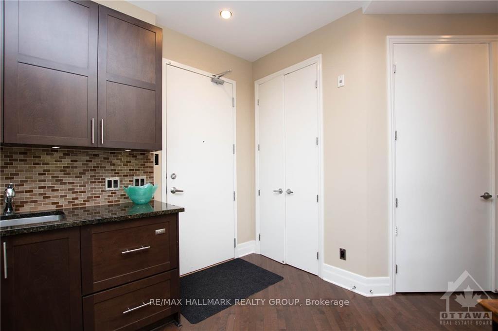 Photo 6 of Unit 414, 808 Bronson Avenue, Ottawa, Dows Lake — HOMEH