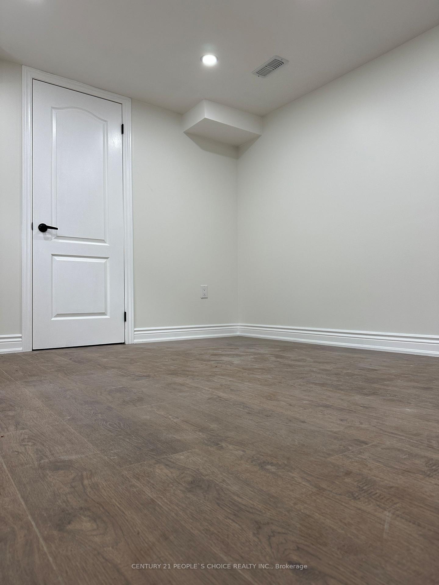 Photo 32 of Unit Unit- 2, 7490 Middleshire Drive, Mississauga, Malton — HOMEH