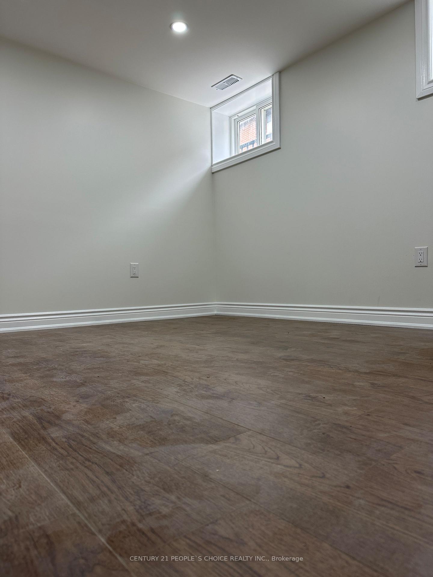 Photo 33 of Unit Unit- 2, 7490 Middleshire Drive, Mississauga, Malton — HOMEH