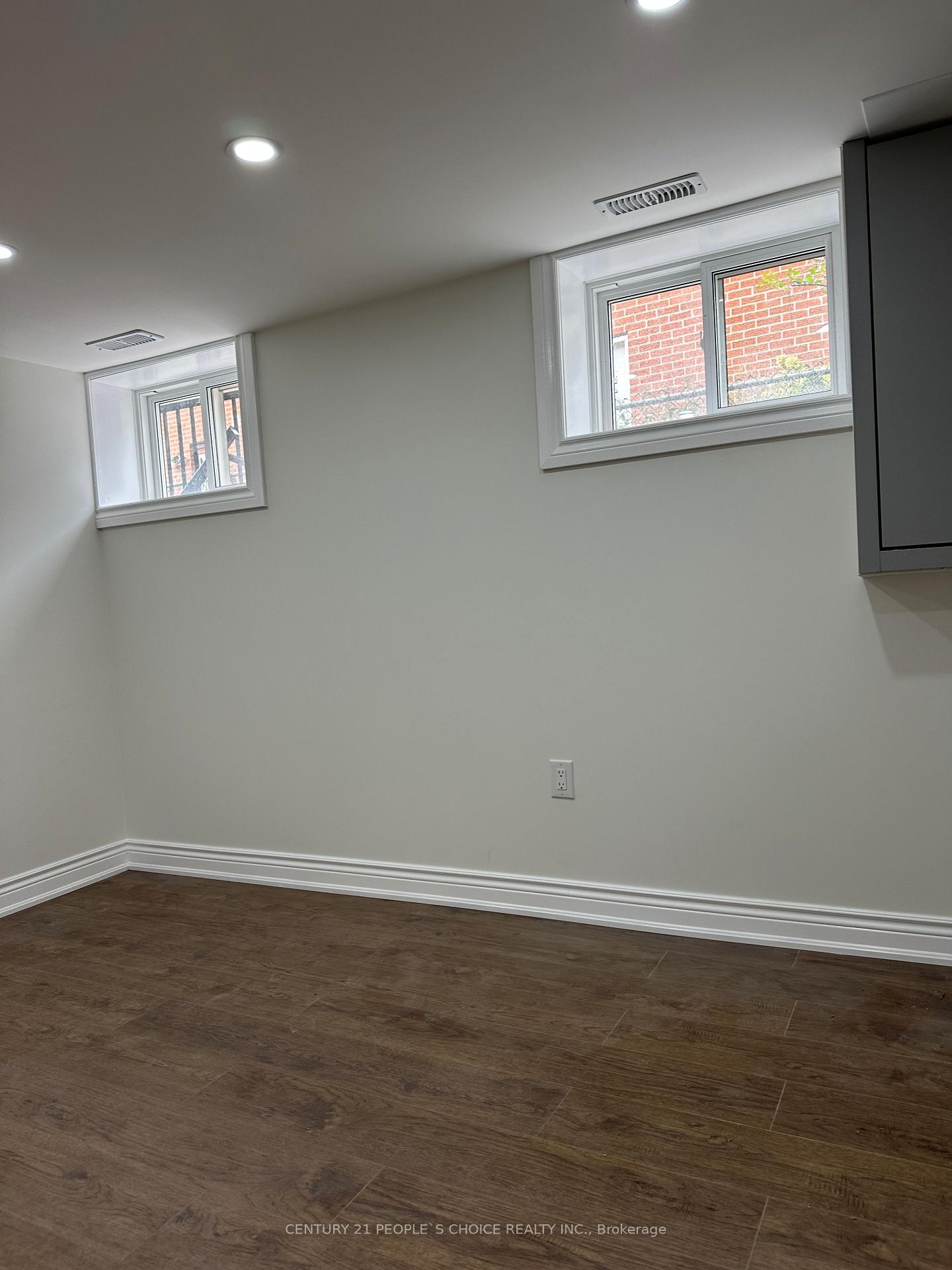 Photo 34 of Unit Unit- 2, 7490 Middleshire Drive, Mississauga, Malton — HOMEH