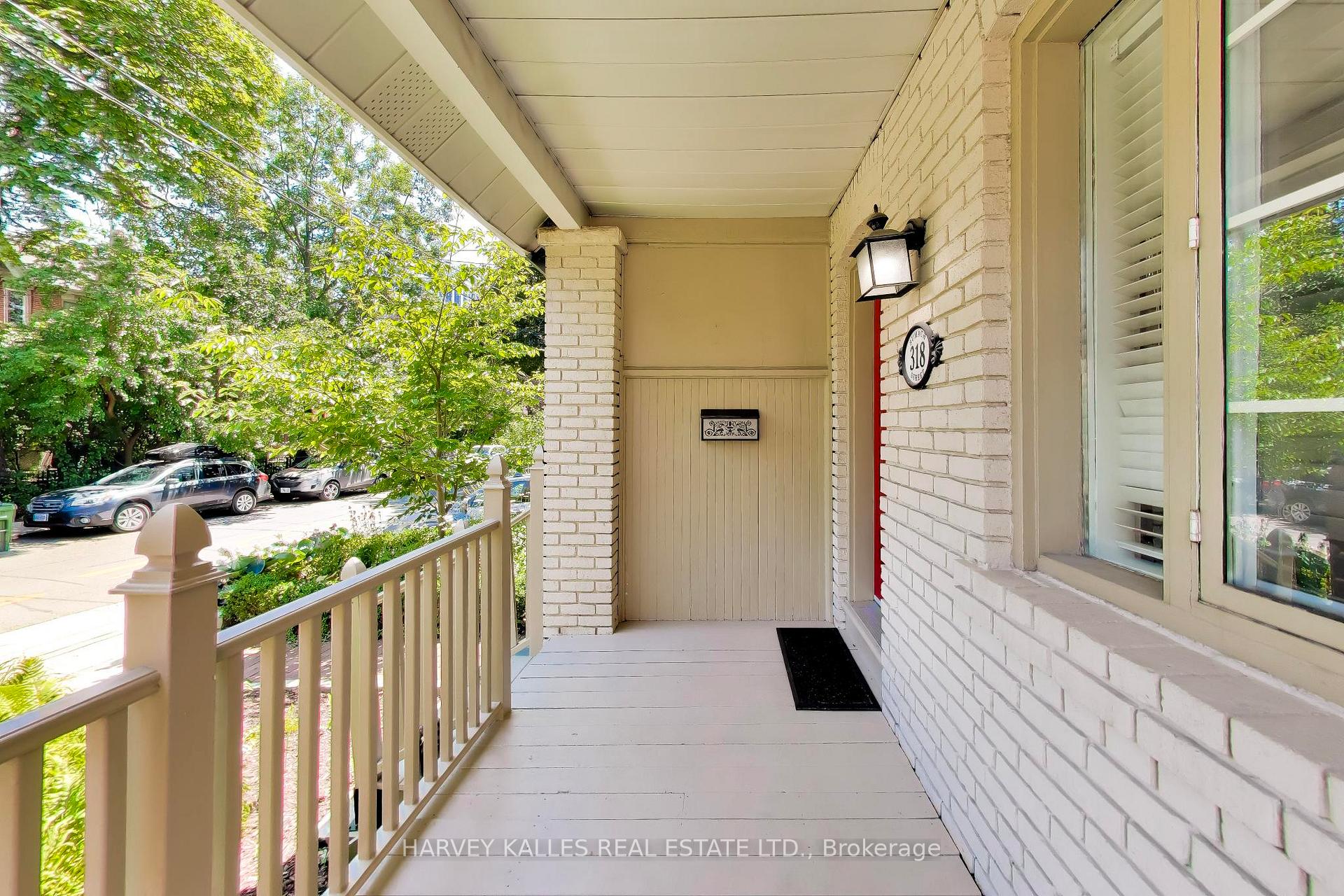 Photo 4 of 318 Sumach Street, Toronto, Cabbagetown-South St. James Town — HOMEH