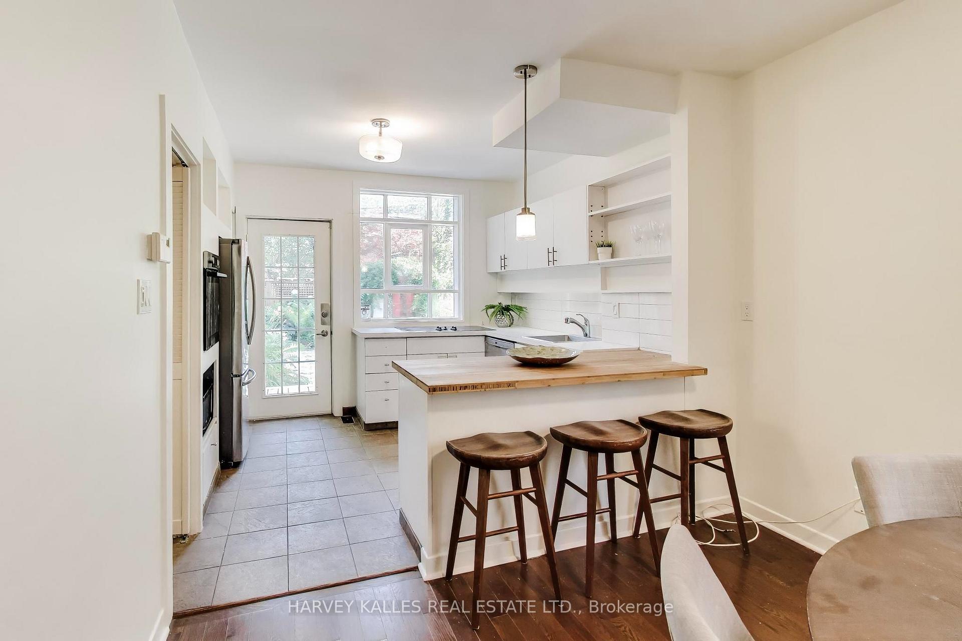 Photo 10 of 318 Sumach Street, Toronto, Cabbagetown-South St. James Town — HOMEH