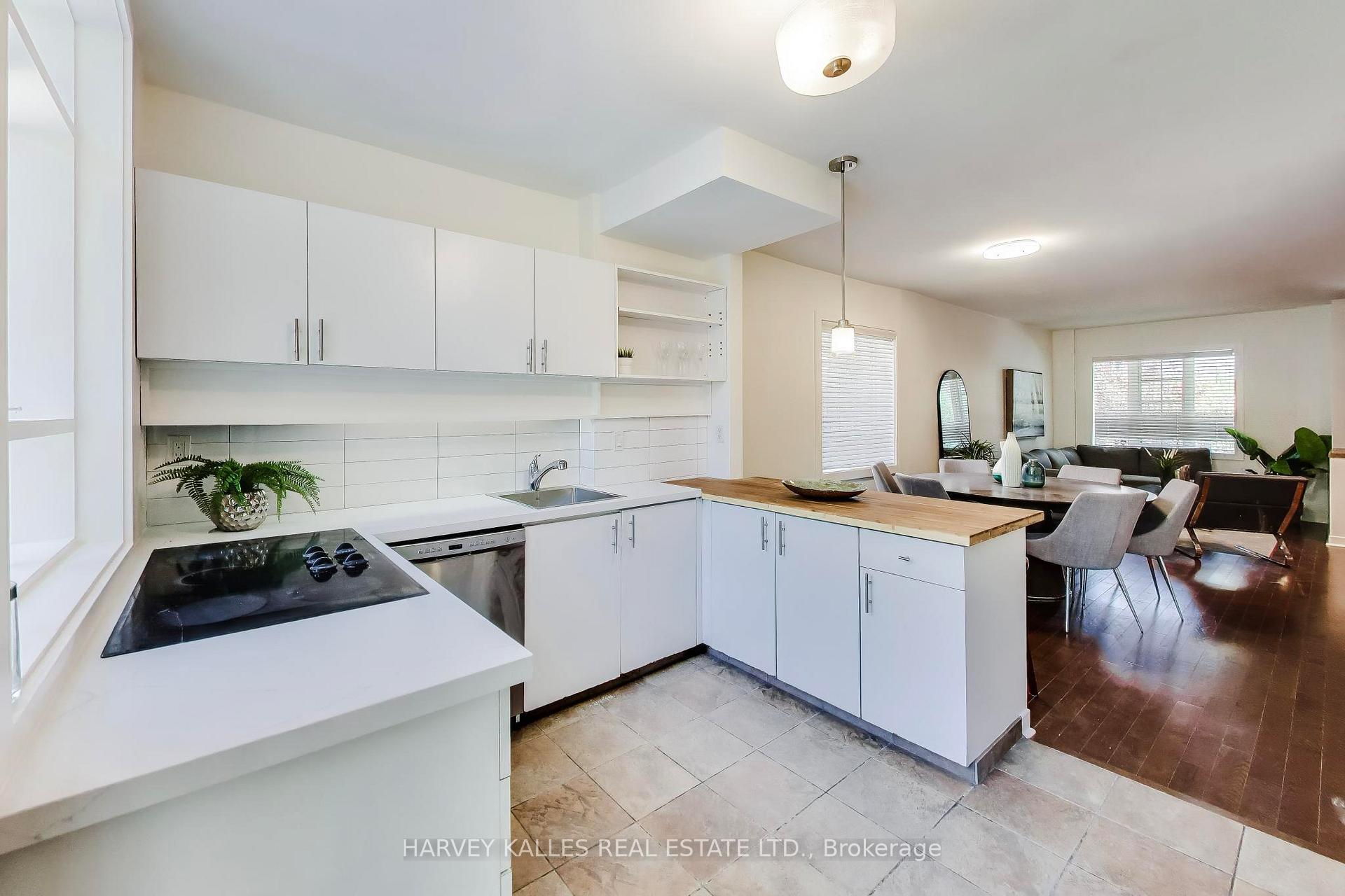 Photo 11 of 318 Sumach Street, Toronto, Cabbagetown-South St. James Town — HOMEH