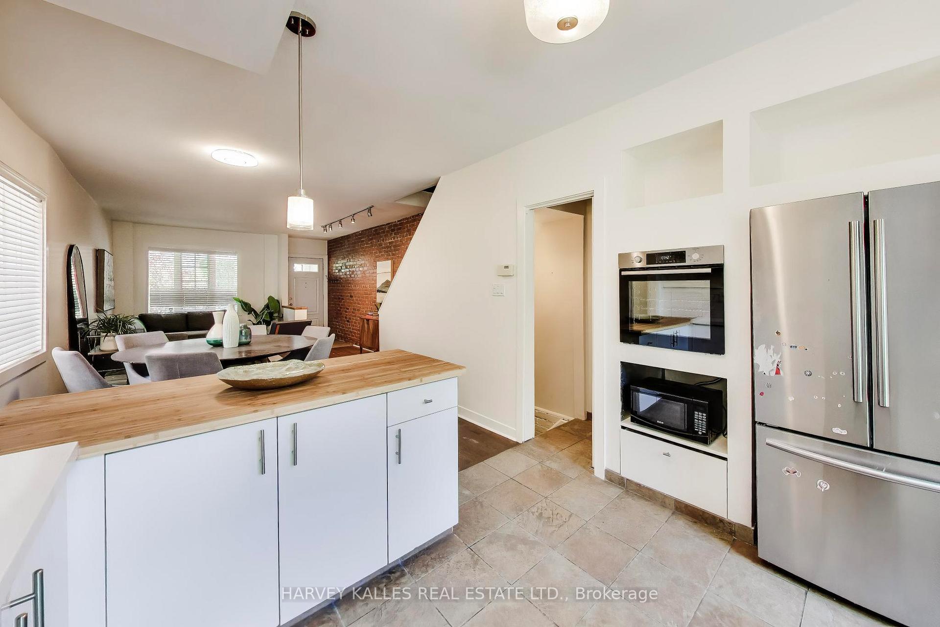 Photo 14 of 318 Sumach Street, Toronto, Cabbagetown-South St. James Town — HOMEH