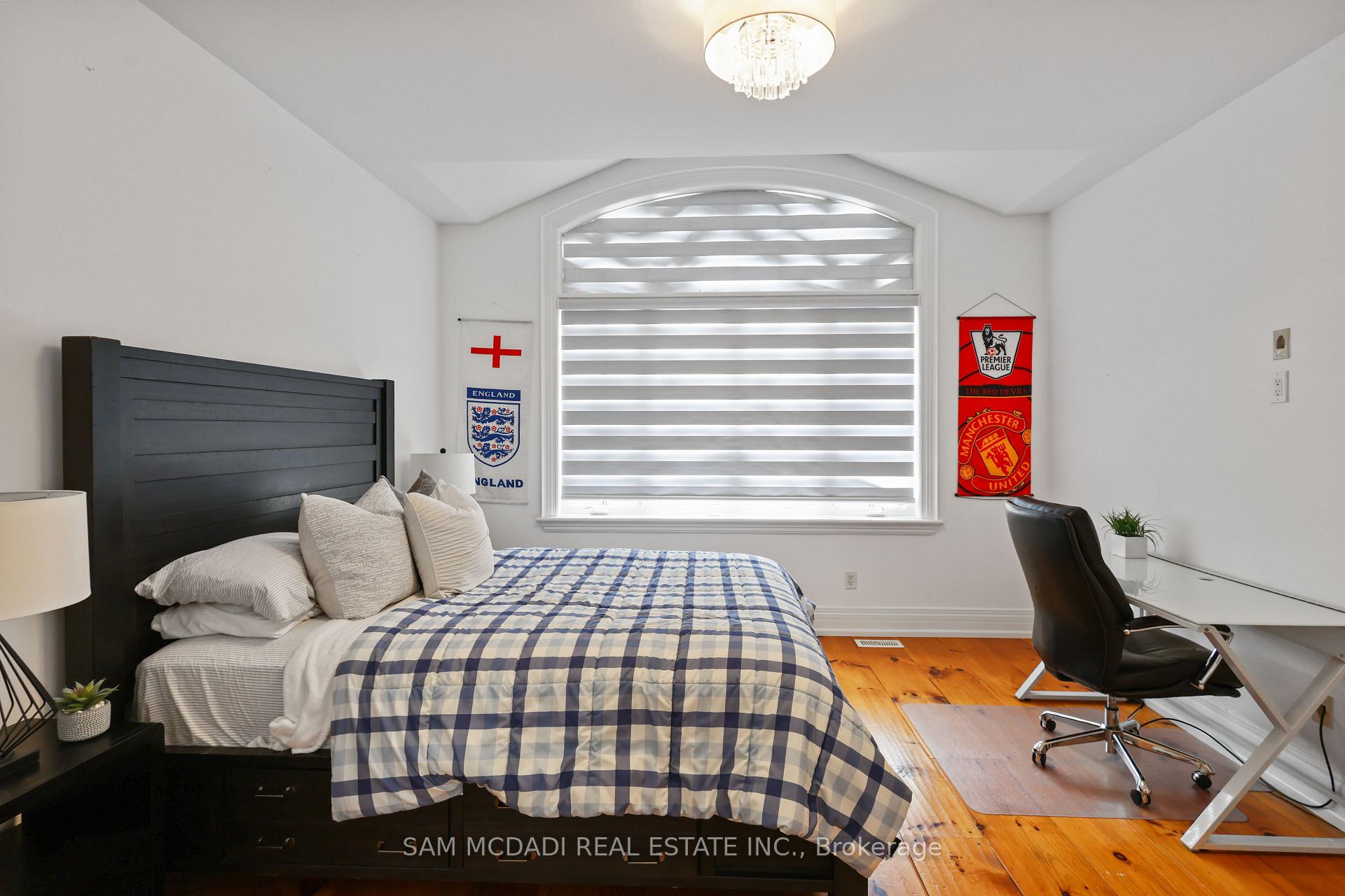 Photo 28 of 725 Queensway, Mississauga, Erindale — HOMEH