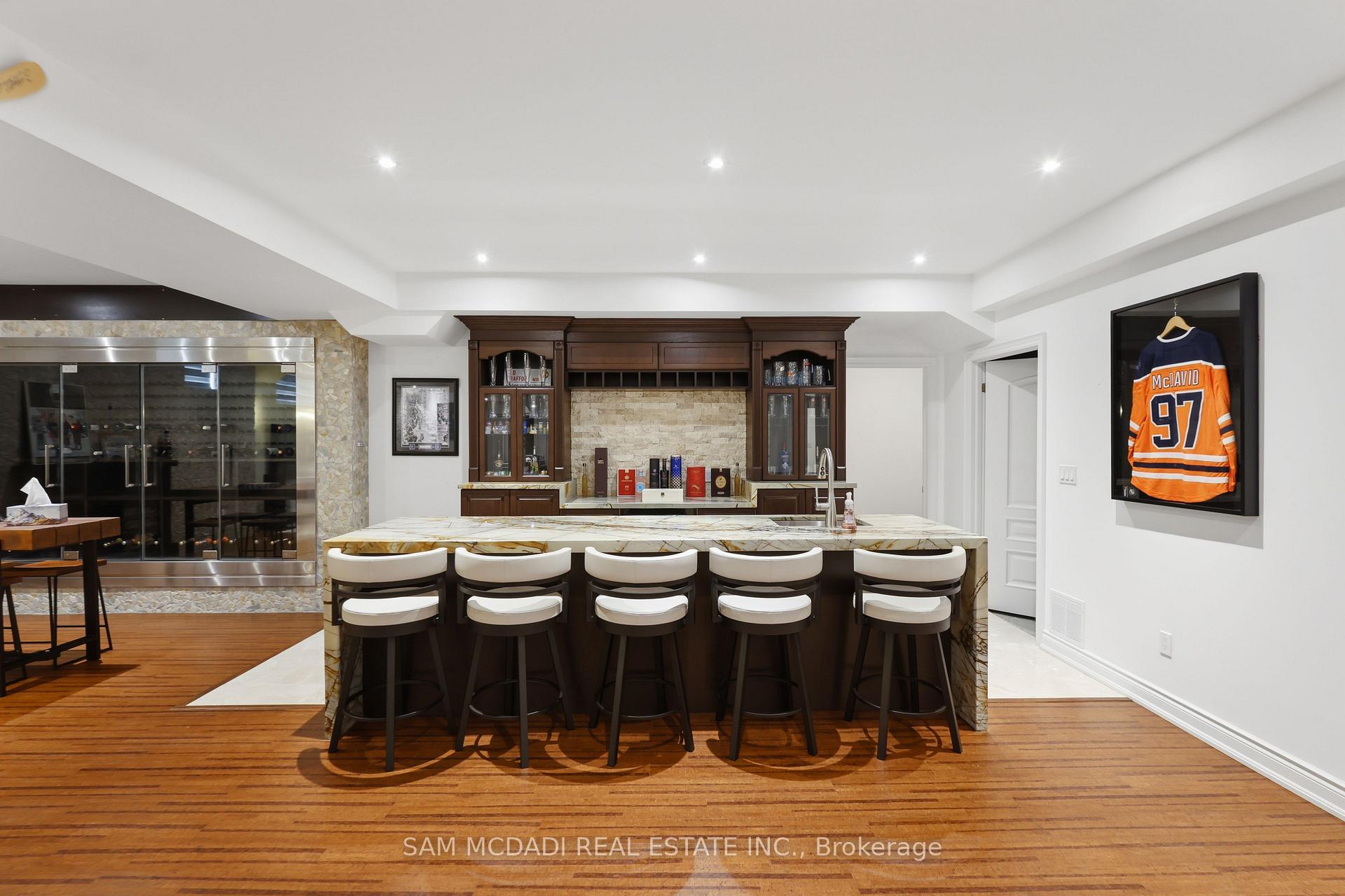 Photo 42 of 725 Queensway, Mississauga, Erindale — HOMEH