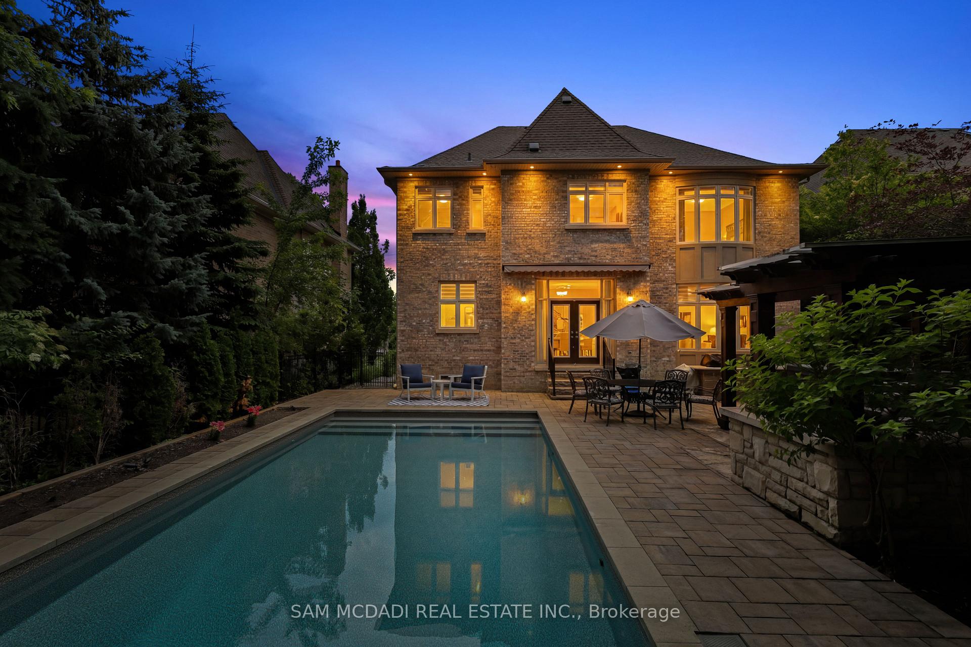 Photo 48 of 725 Queensway, Mississauga, Erindale — HOMEH