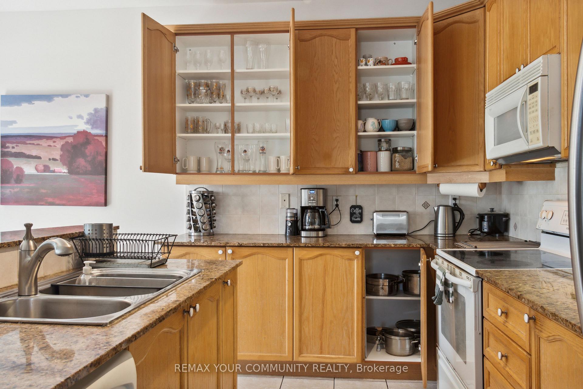 Photo 6 of Unit Main and Second Floor, 39 Lark Crescent, Richmond Hill, Devonsleigh — HOMEH