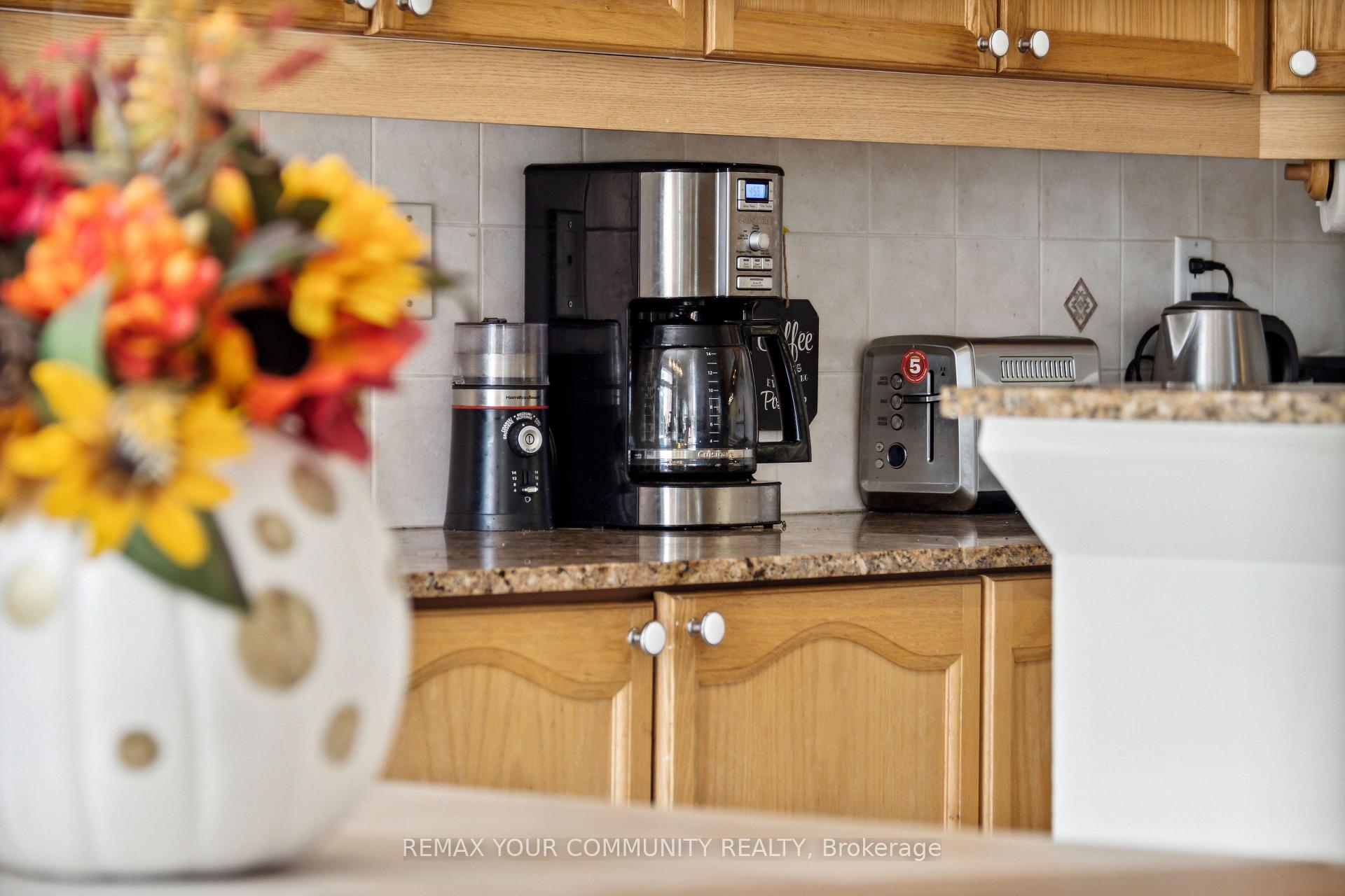 Photo 8 of Unit Main and Second Floor, 39 Lark Crescent, Richmond Hill, Devonsleigh — HOMEH