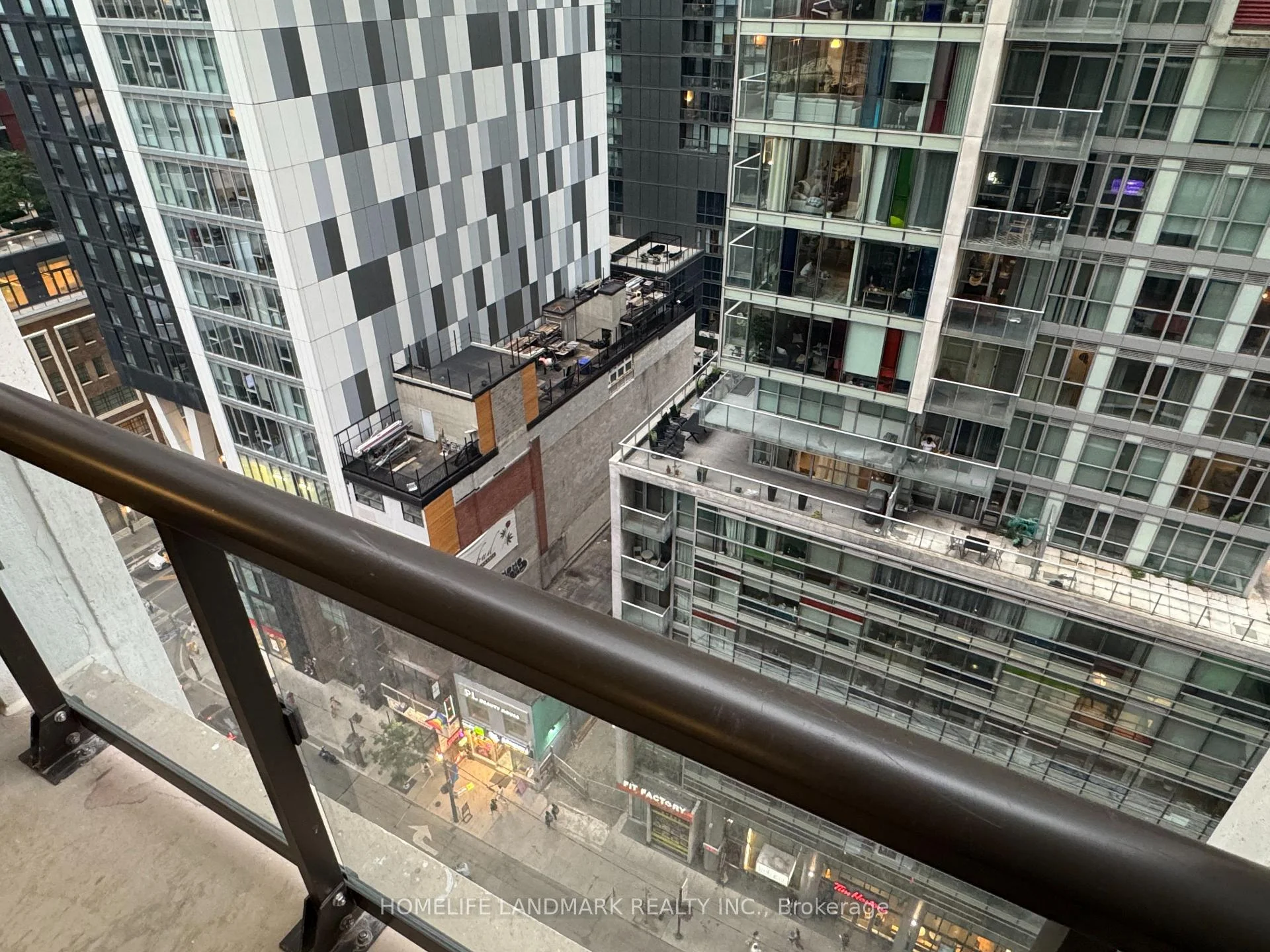 Photo 19 of Unit 2602, 400 King Street W, Toronto, Waterfront Communities — HOMEH