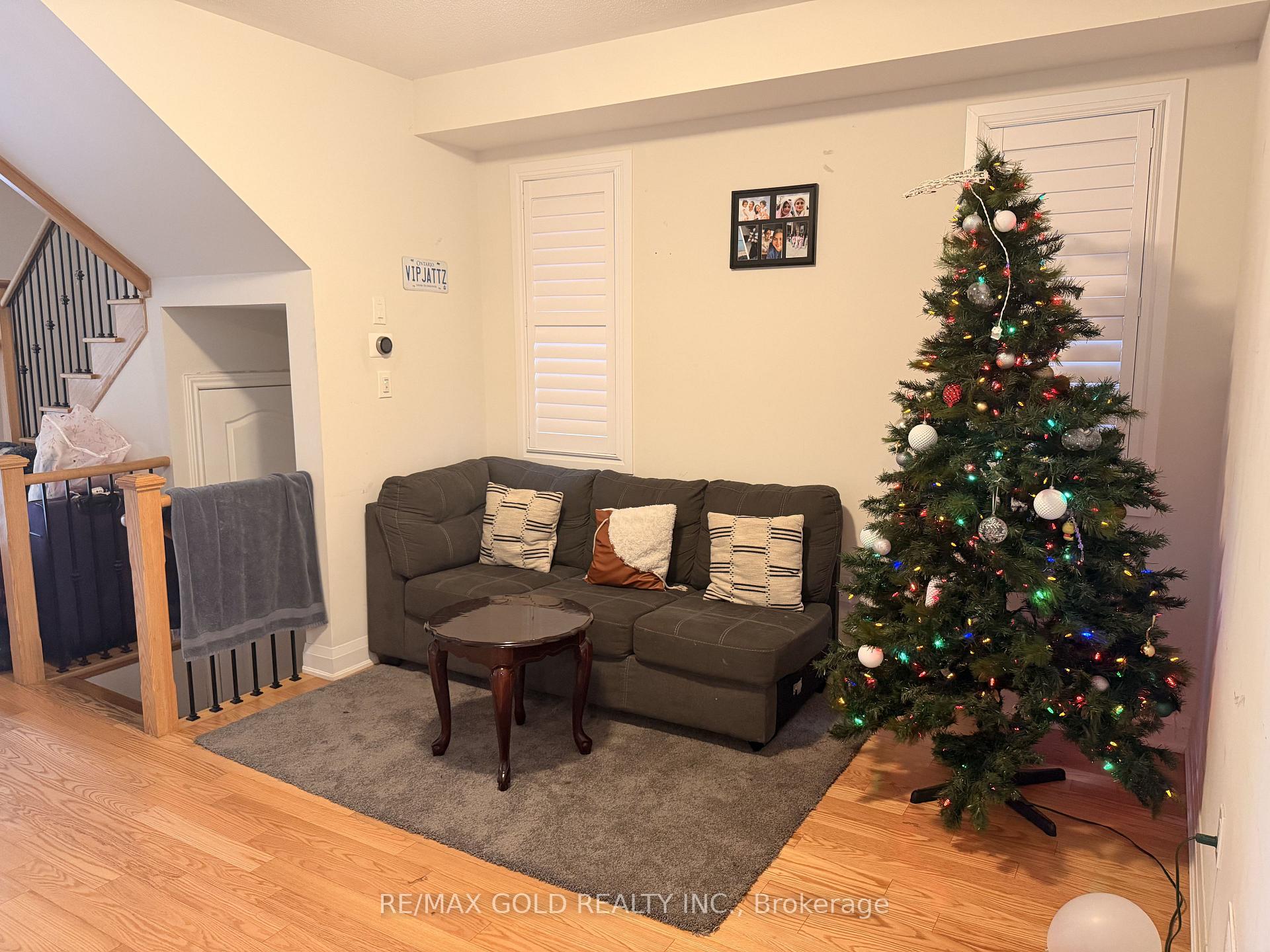 Photo 6 of 20 Moorhart Crescent, Caledon, Rural Caledon — HOMEH