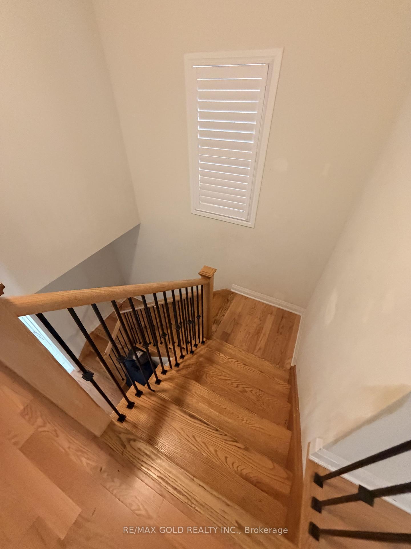 Photo 8 of 20 Moorhart Crescent, Caledon, Rural Caledon — HOMEH