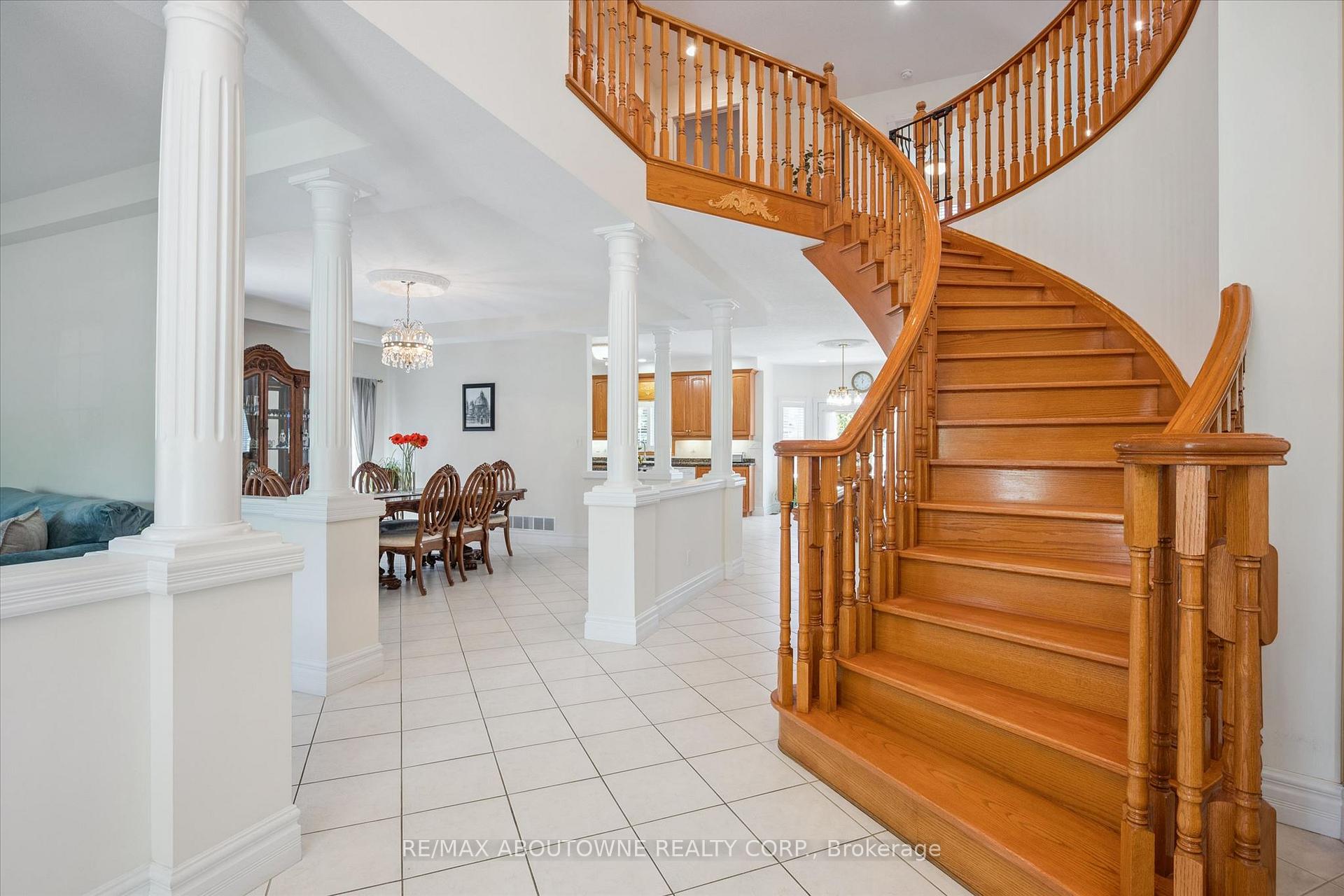 Photo 6 of 6 Fourseasons Drive, Hamilton, Winona — HOMEH