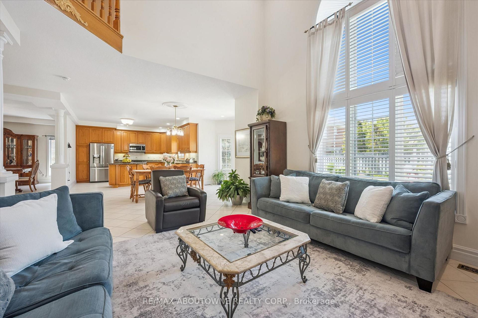 Photo 8 of 6 Fourseasons Drive, Hamilton, Winona — HOMEH
