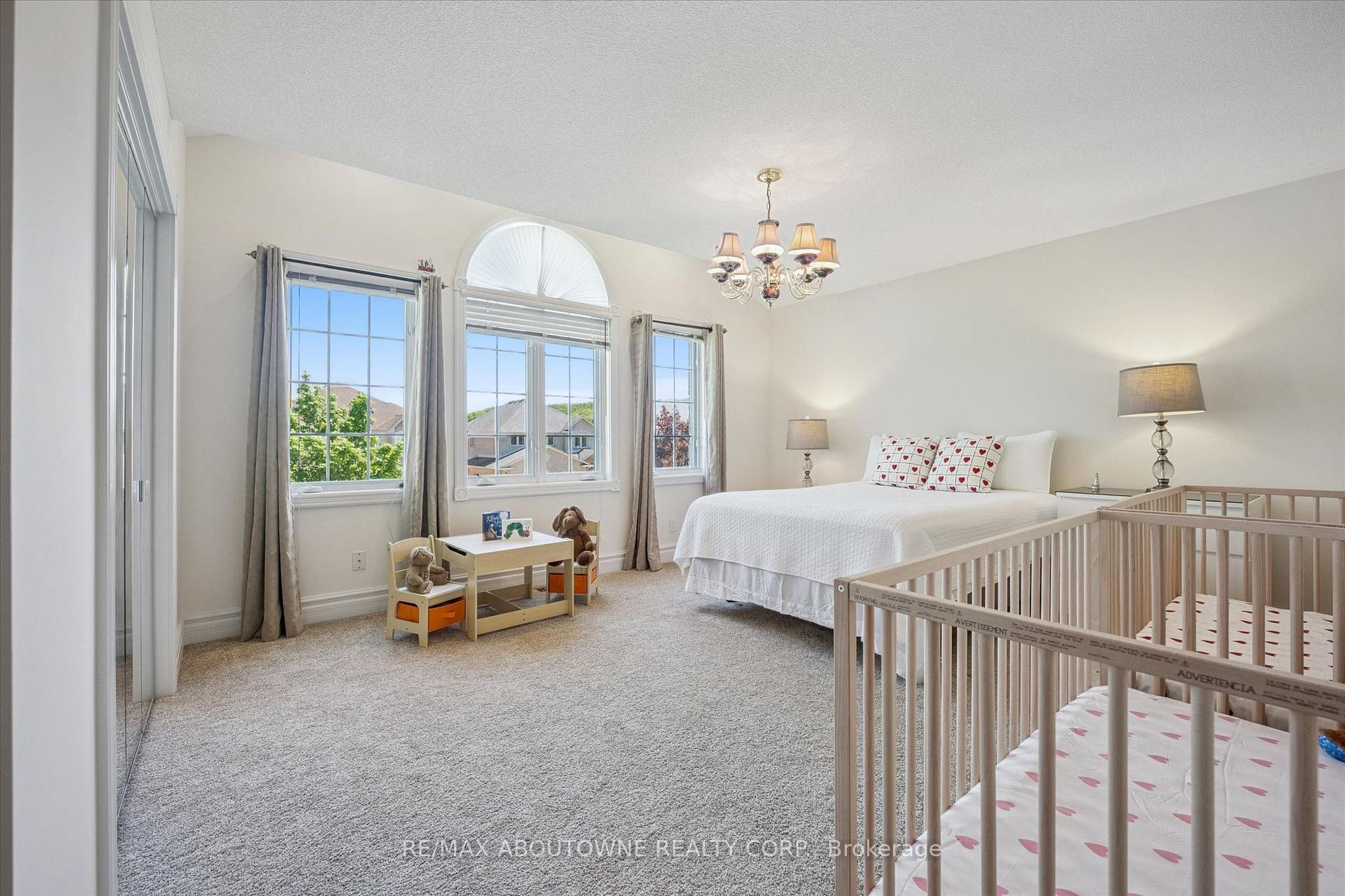 Photo 23 of 6 Fourseasons Drive, Hamilton, Winona — HOMEH