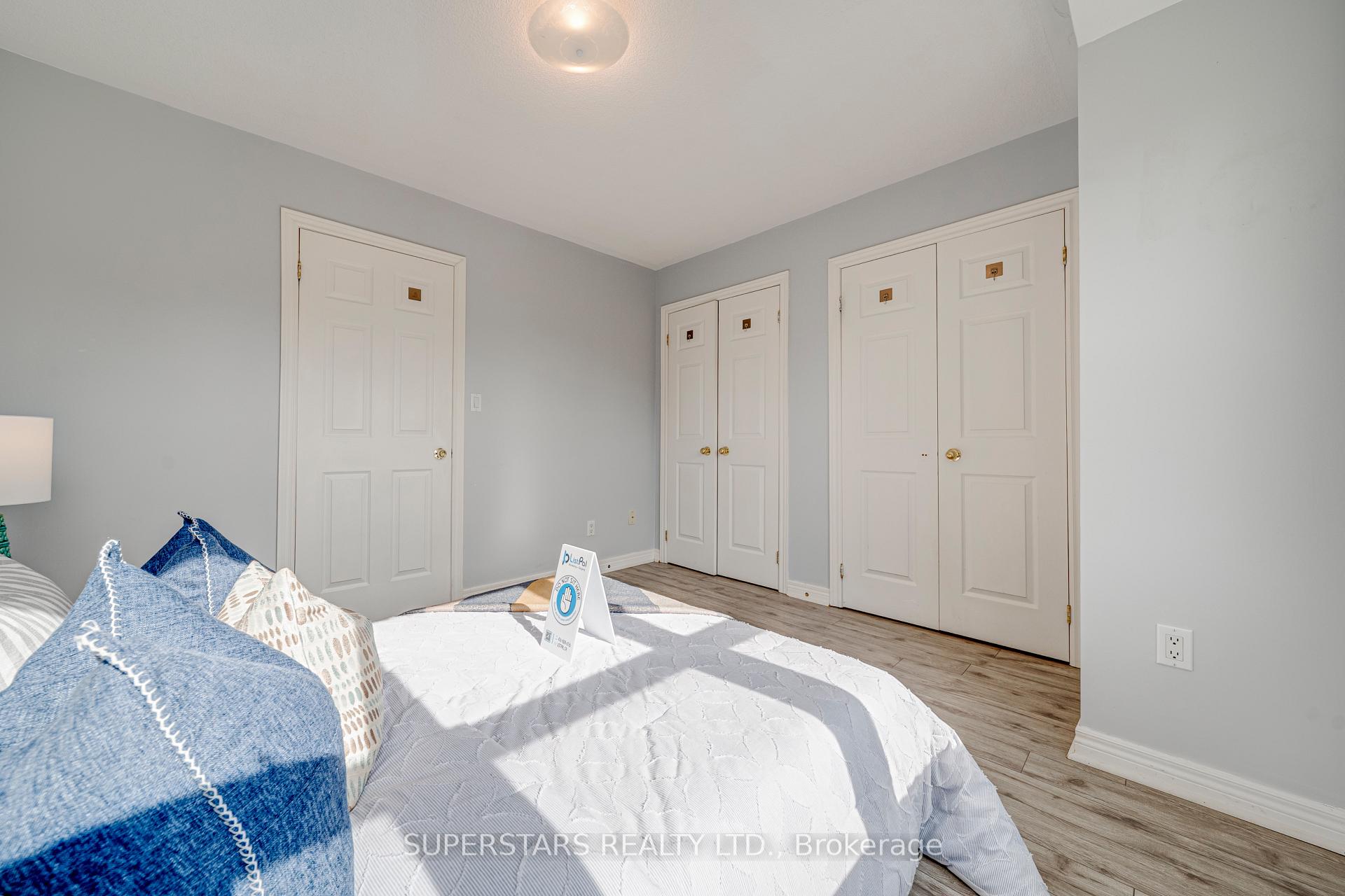 Photo 18 of 119 Pond Drive, Markham, Commerce Valley — HOMEH