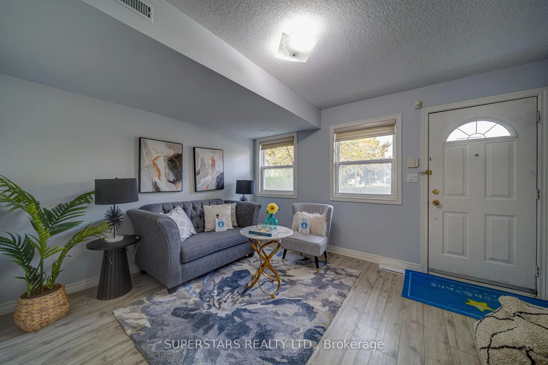 Photo 24 of 119 Pond Drive, Markham, Commerce Valley — HOMEH