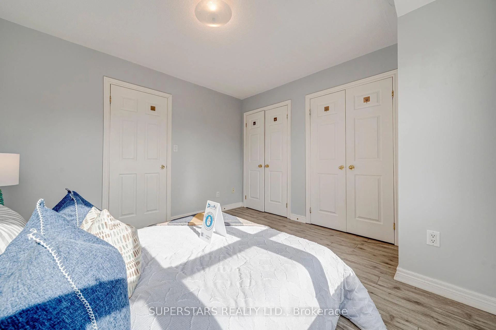Photo 19 of 119 Pond Drive, Markham, Commerce Valley — HOMEH