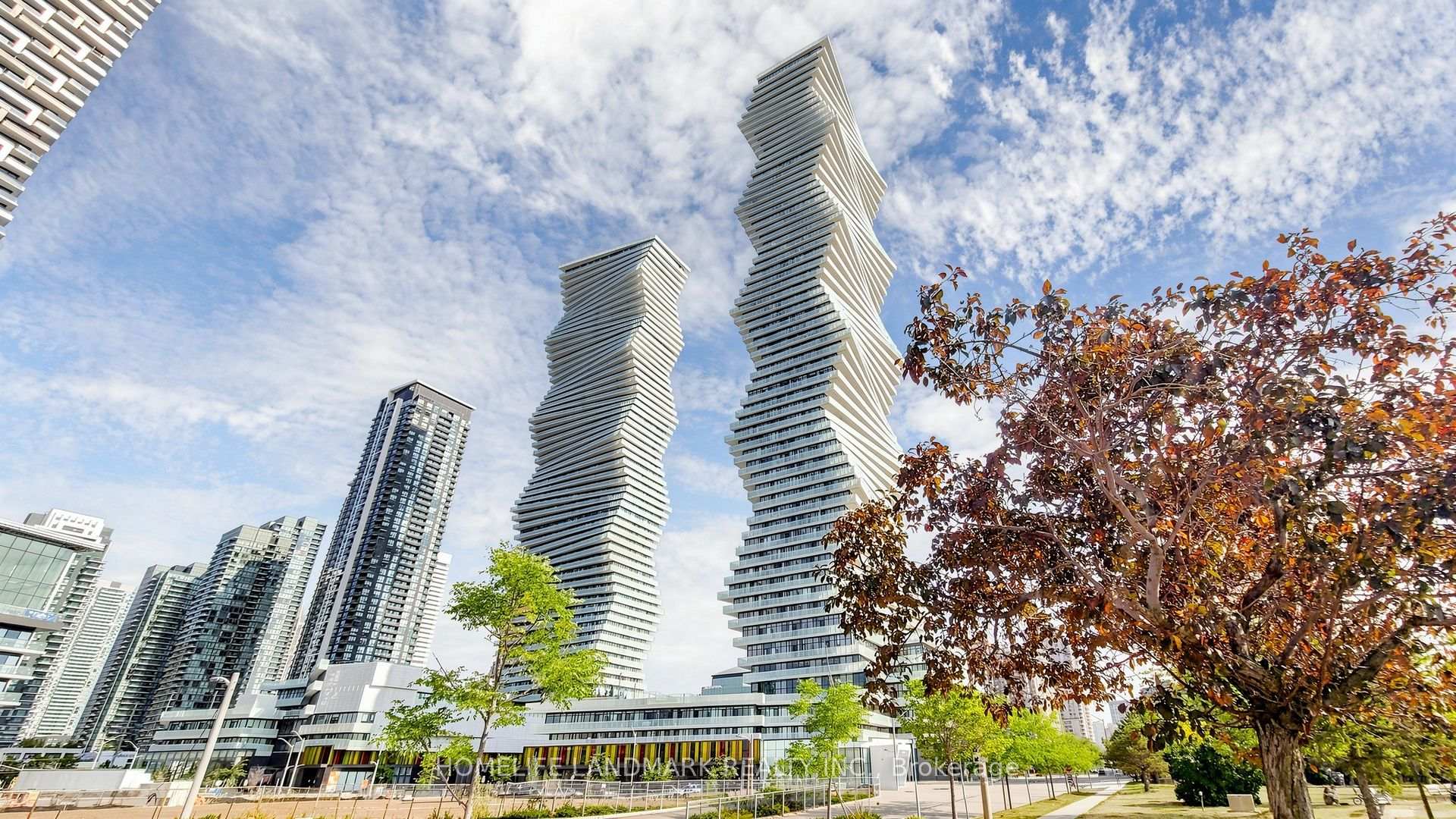 Photo 2 of Unit 1706, 3883 Quartz Road, Mississauga, City Centre — HOMEH