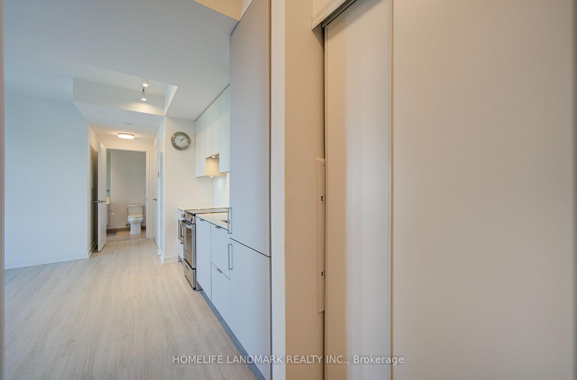 Photo 9 of Unit 1706, 3883 Quartz Road, Mississauga, City Centre — HOMEH