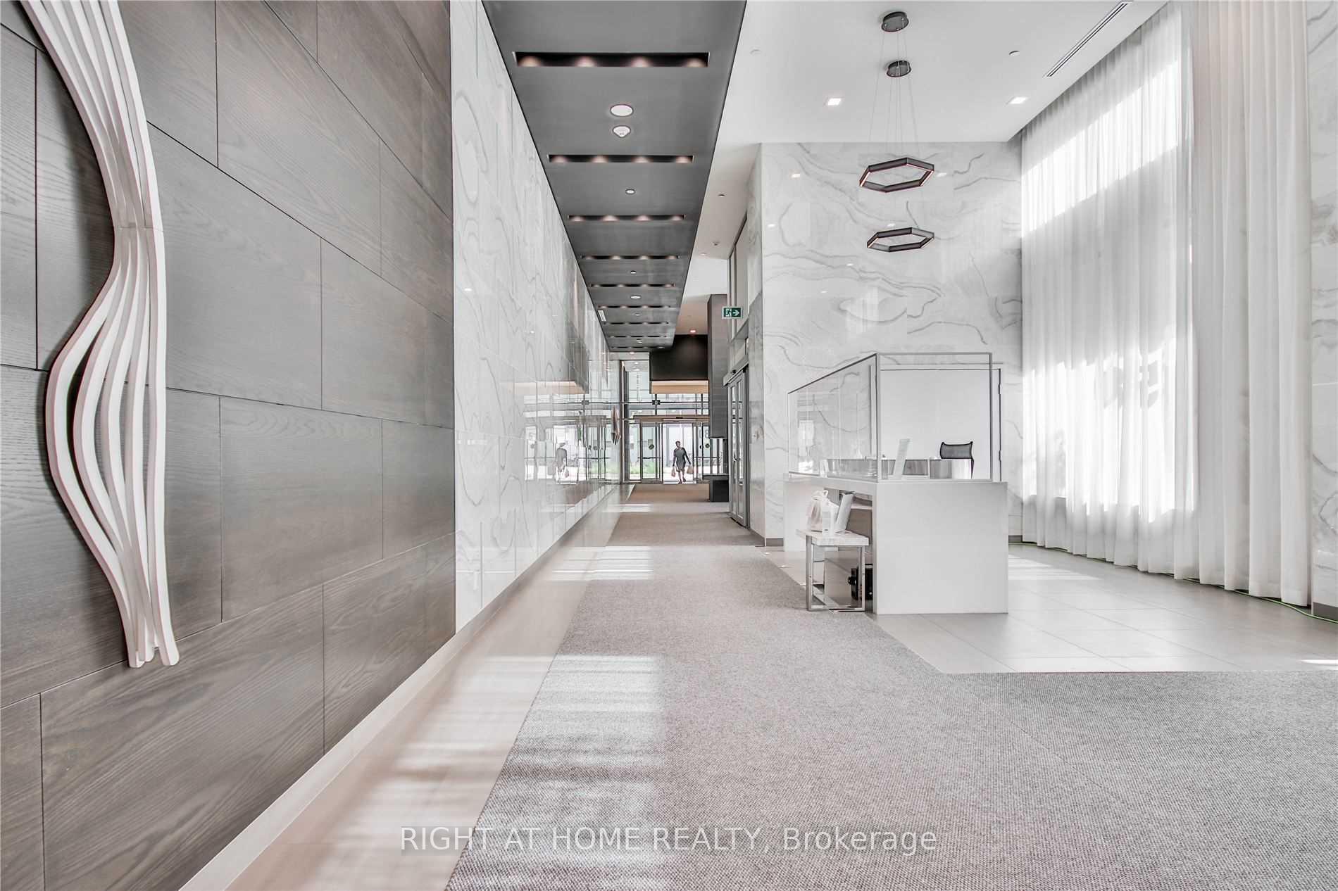 Photo 4 of Unit 2207, 5180 Yonge Street, North York, Willowdale West — HOMEH