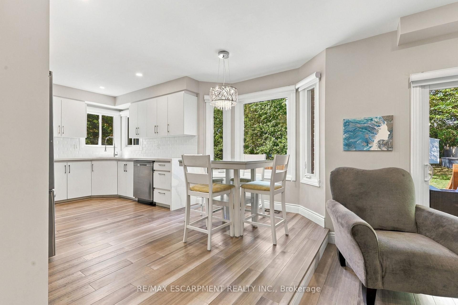 Photo 12 of 55 Darby Road, Guelph, Willow West/Sugarbush/West Acres — HOMEH