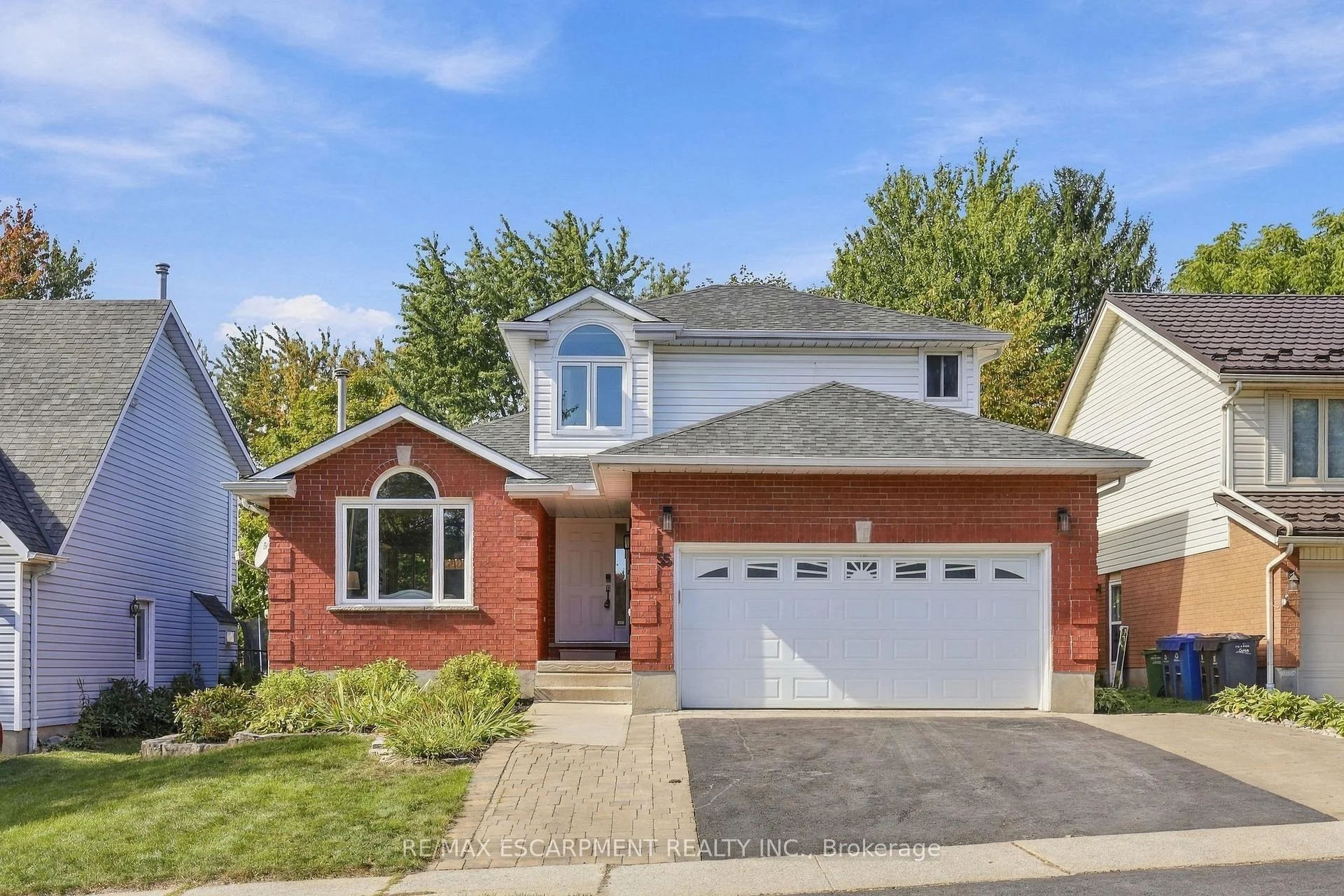 Photo 5 of 55 Darby Road, Guelph, Willow West/Sugarbush/West Acres — HOMEH