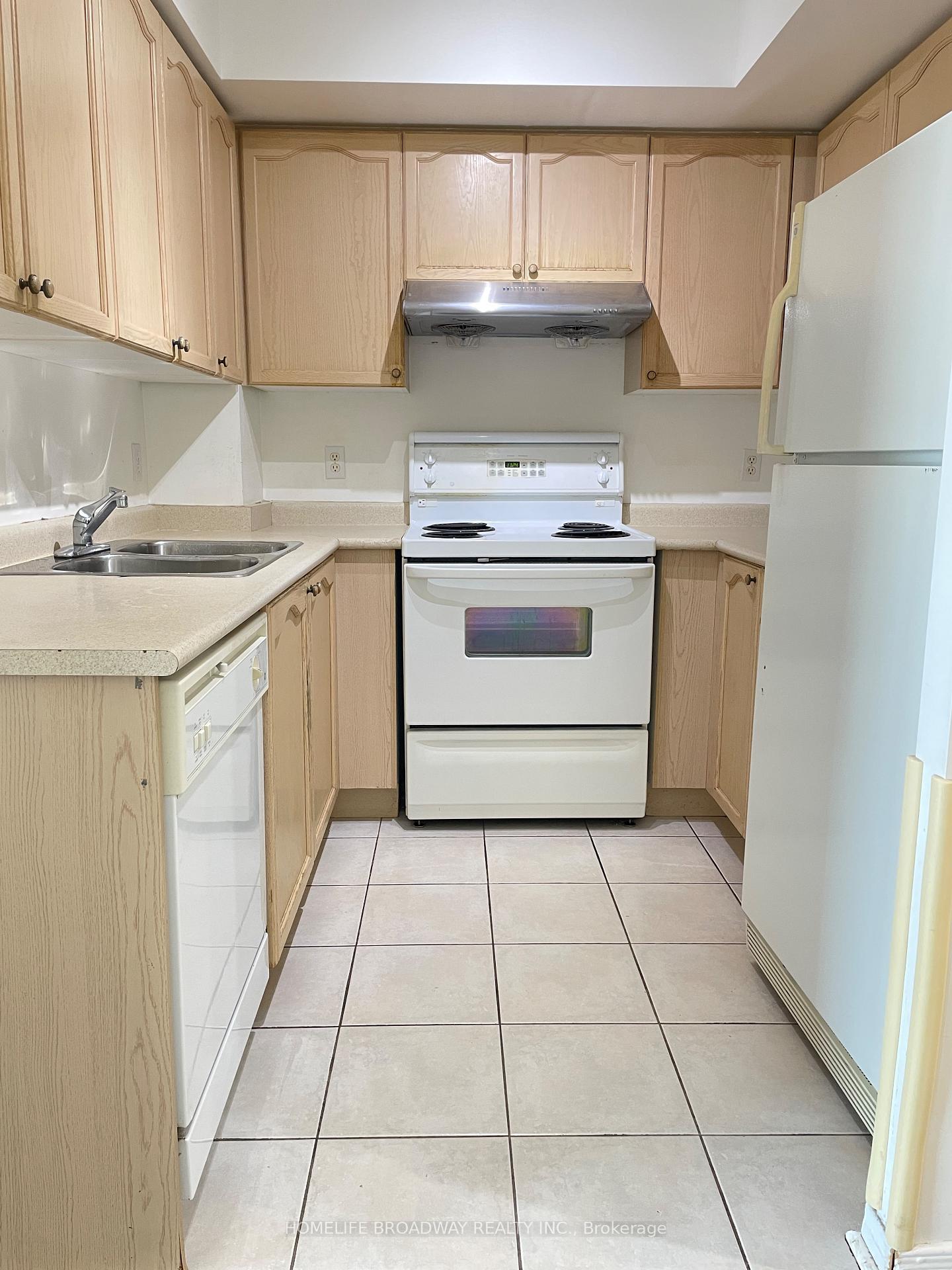 Photo 3 of Unit 708, 26 Olive Avenue, North York, Willowdale East — HOMEH