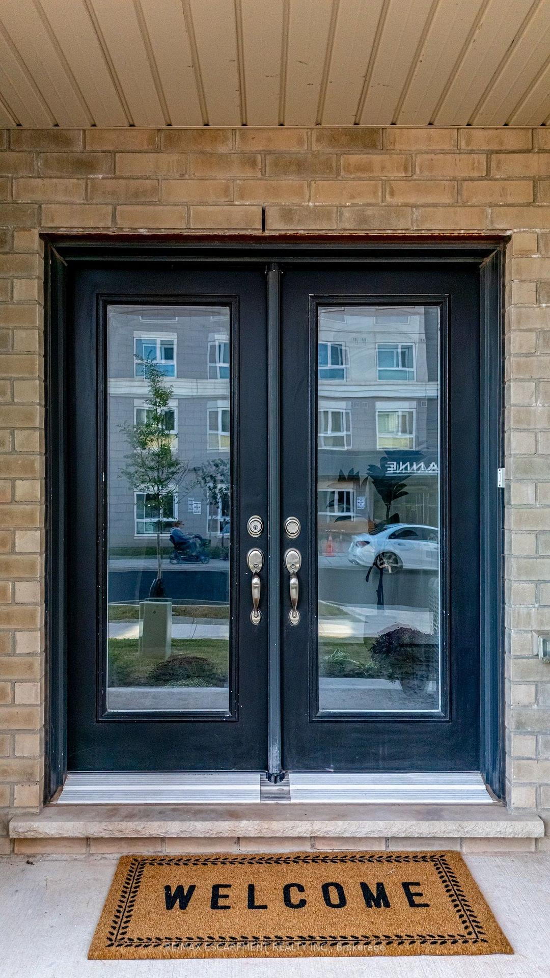 Photo 7 of 7 Roxanne Drive, Hamilton, McQuesten — HOMEH